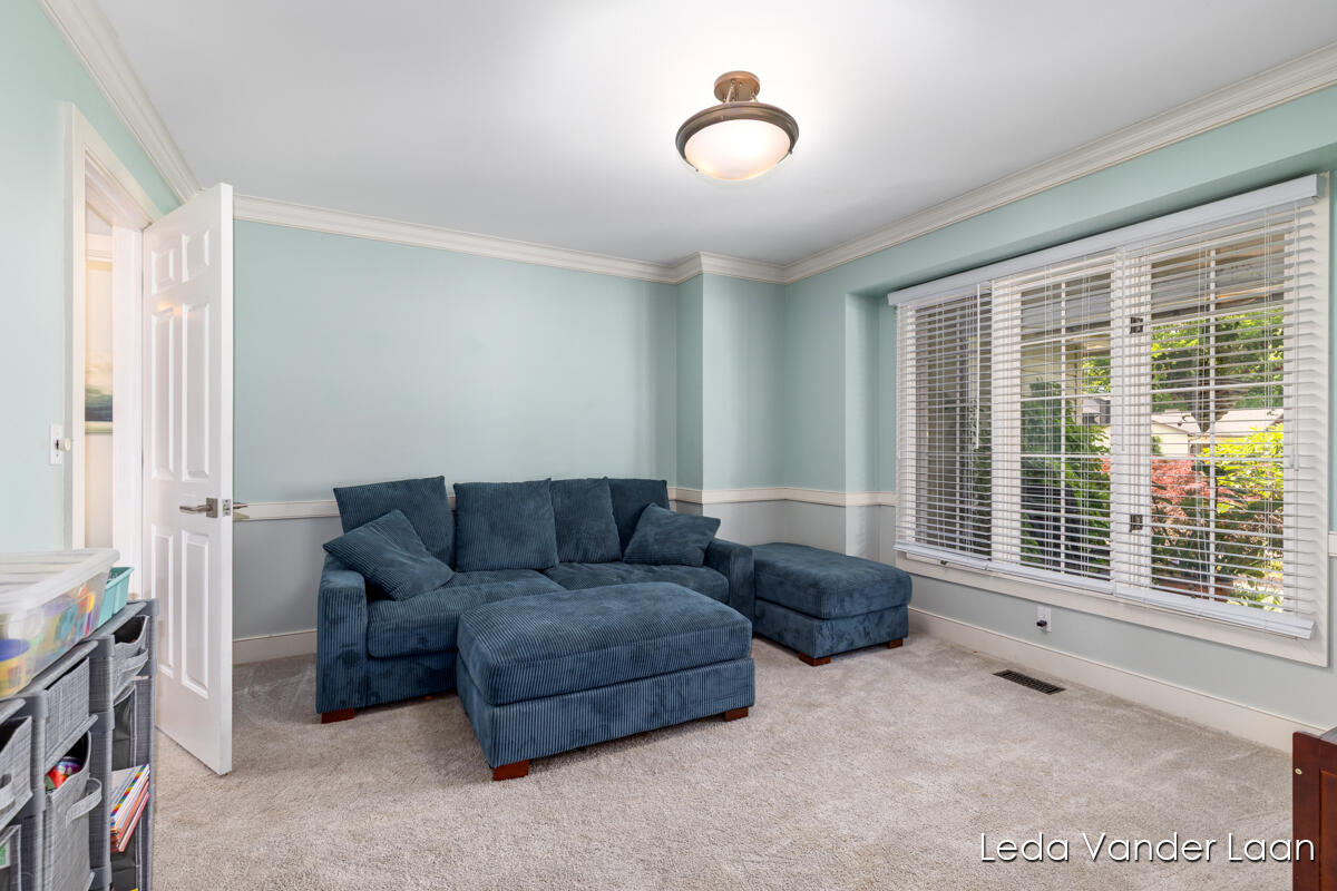 7250 Loma Linda Drive NE Rockford MI 49341