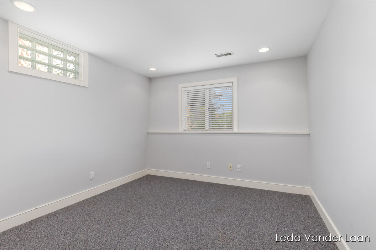 7250 Loma Linda Drive NE Rockford MI 49341