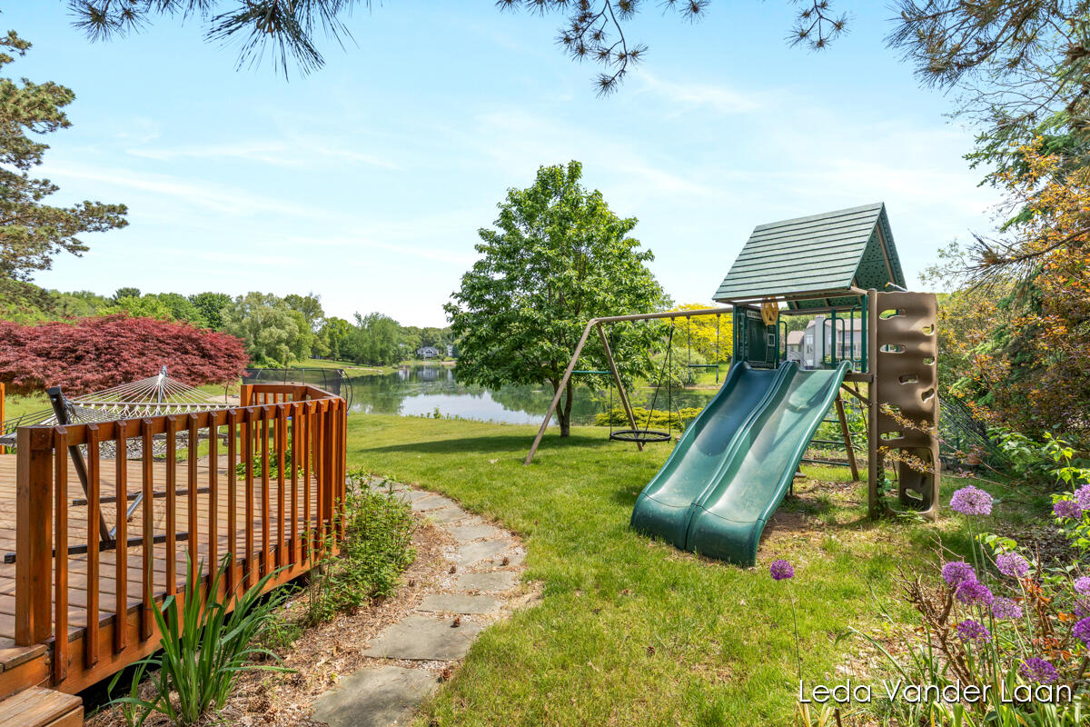 7250 Loma Linda Drive NE Rockford MI 49341