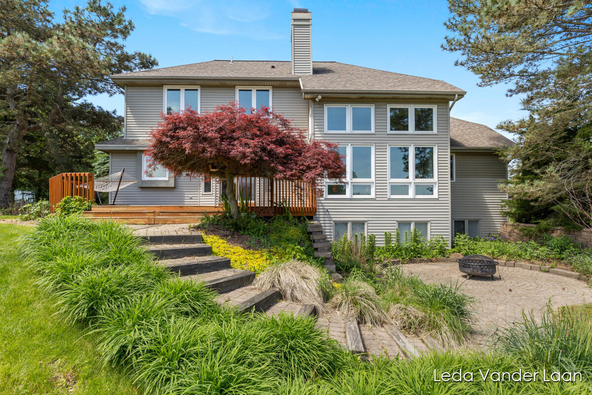 7250 Loma Linda Drive NE Rockford MI 49341