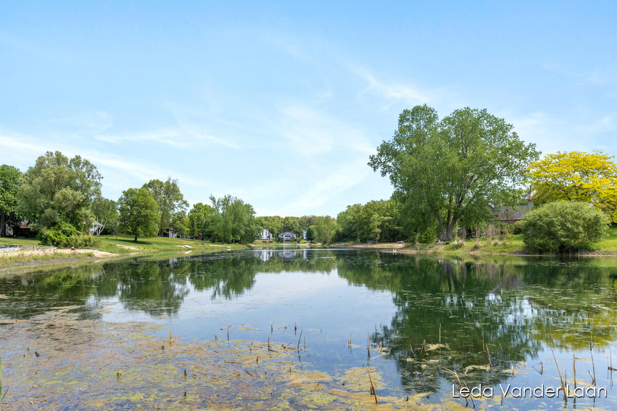 7250 Loma Linda Drive NE Rockford MI 49341