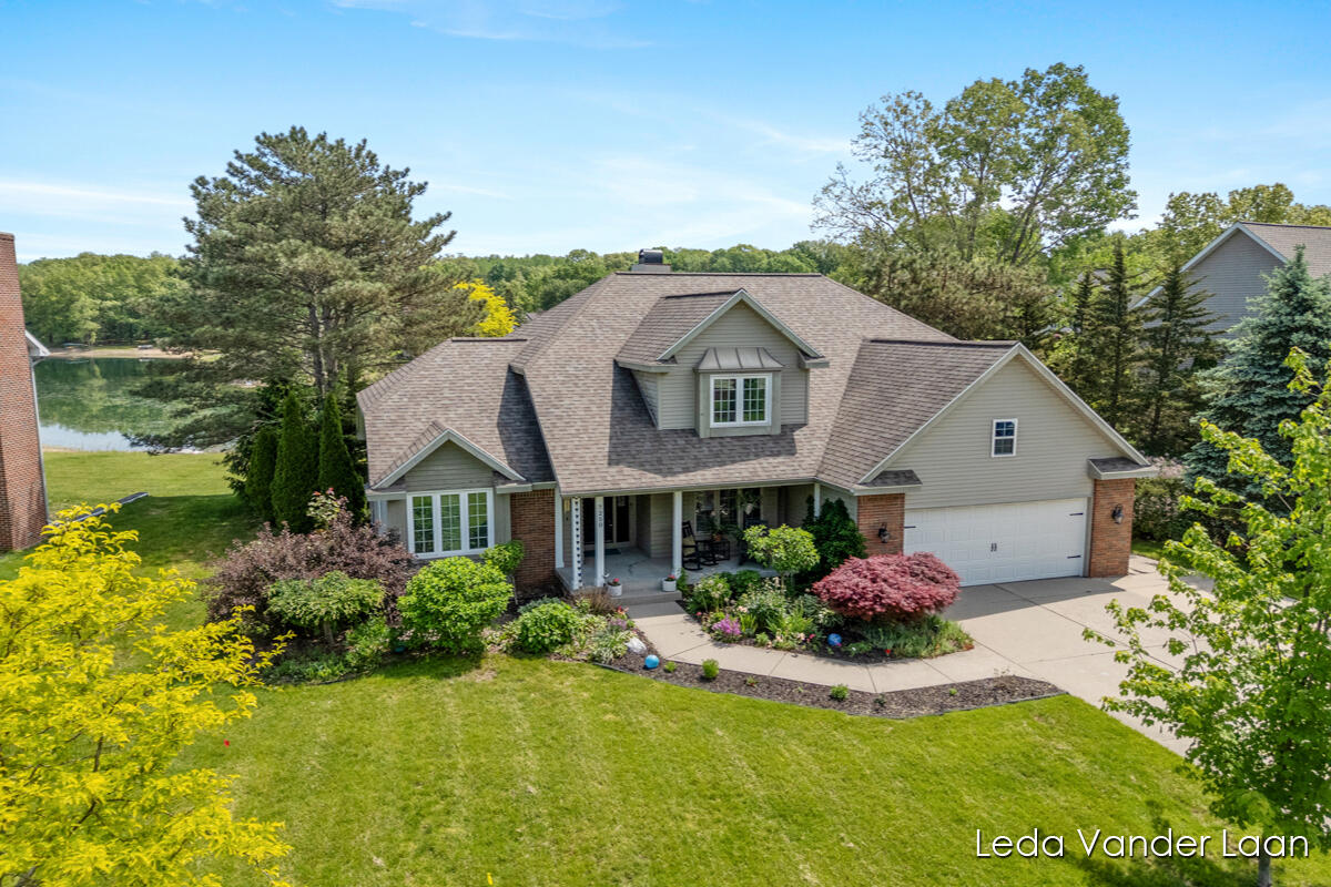 7250 Loma Linda Drive NE Rockford MI 49341