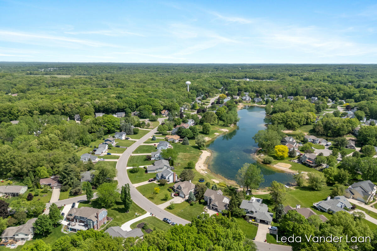 7250 Loma Linda Drive NE Rockford MI 49341