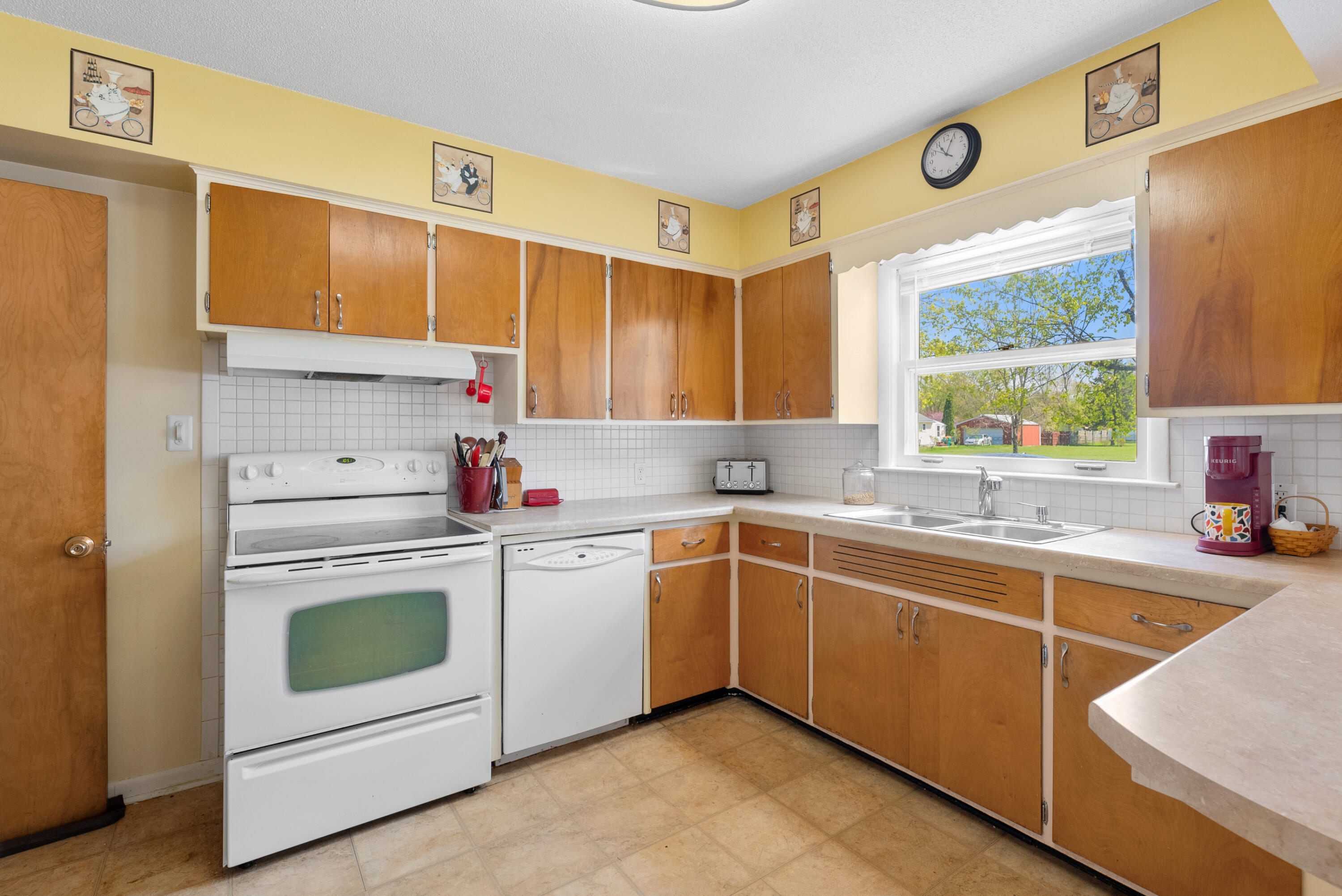 6824 Oakland Drive Portage MI 49024
