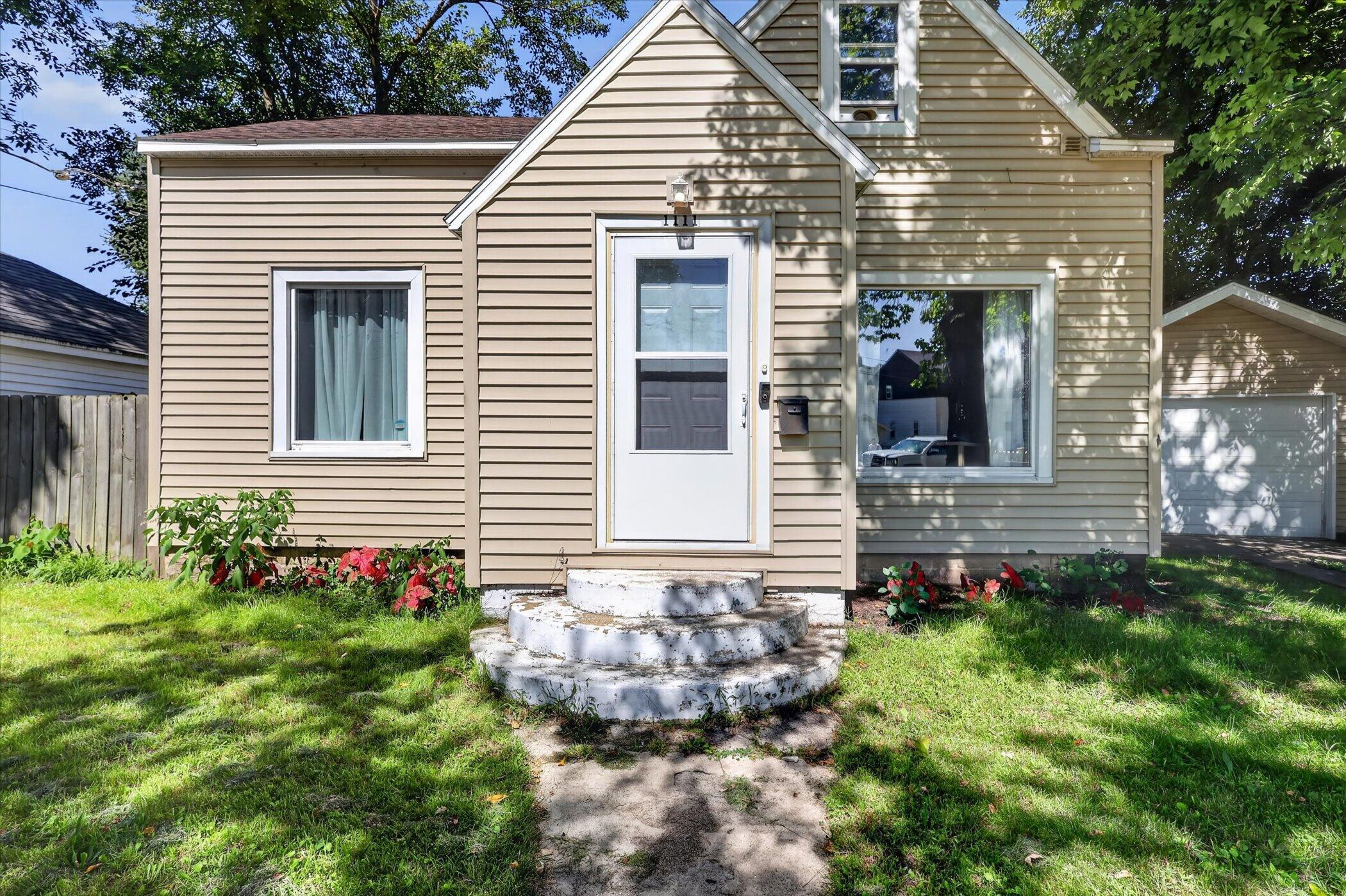 1111 Orville Street SE Grand Rapids MI 49507