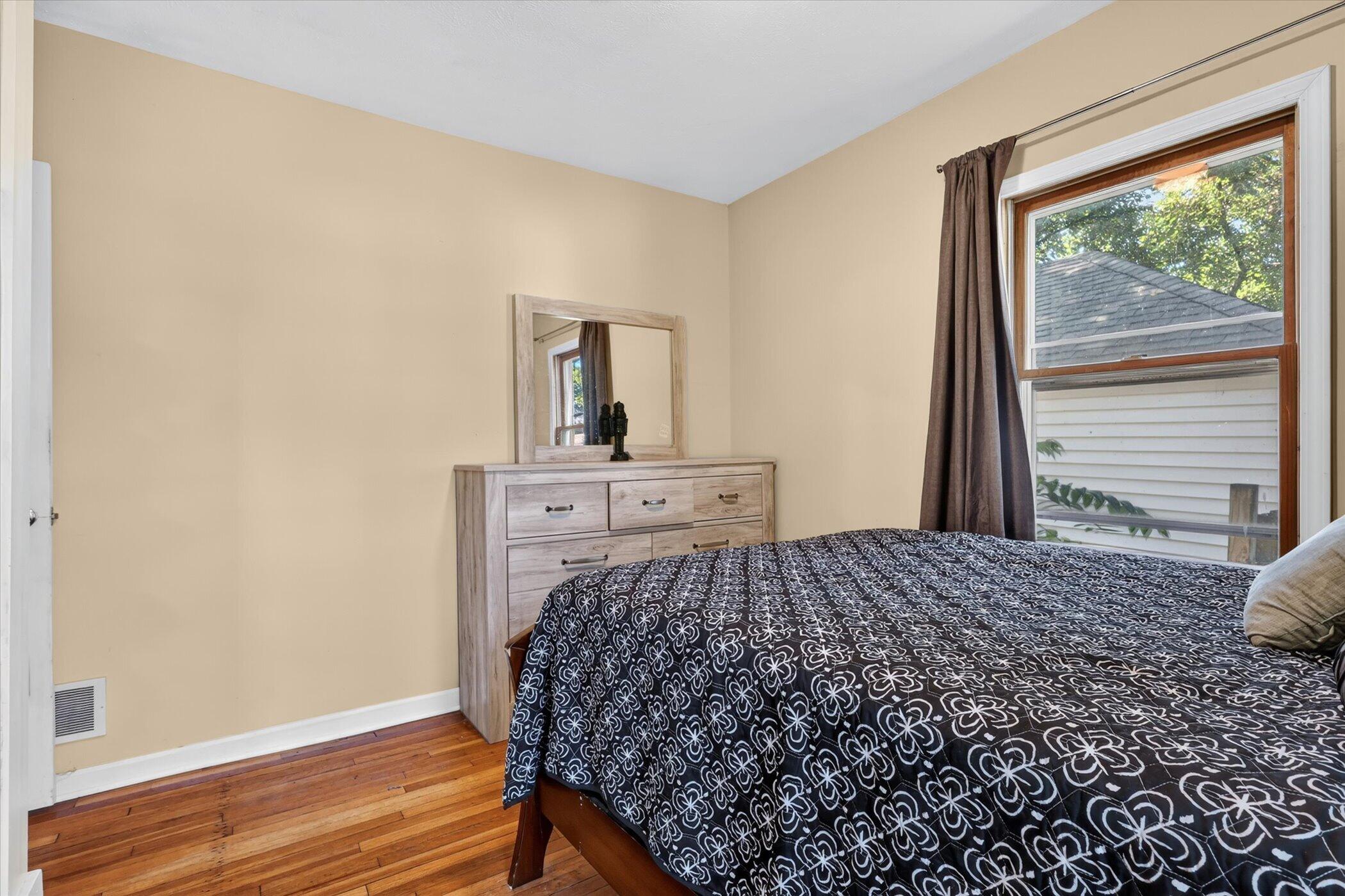 1111 Orville Street SE Grand Rapids MI 49507