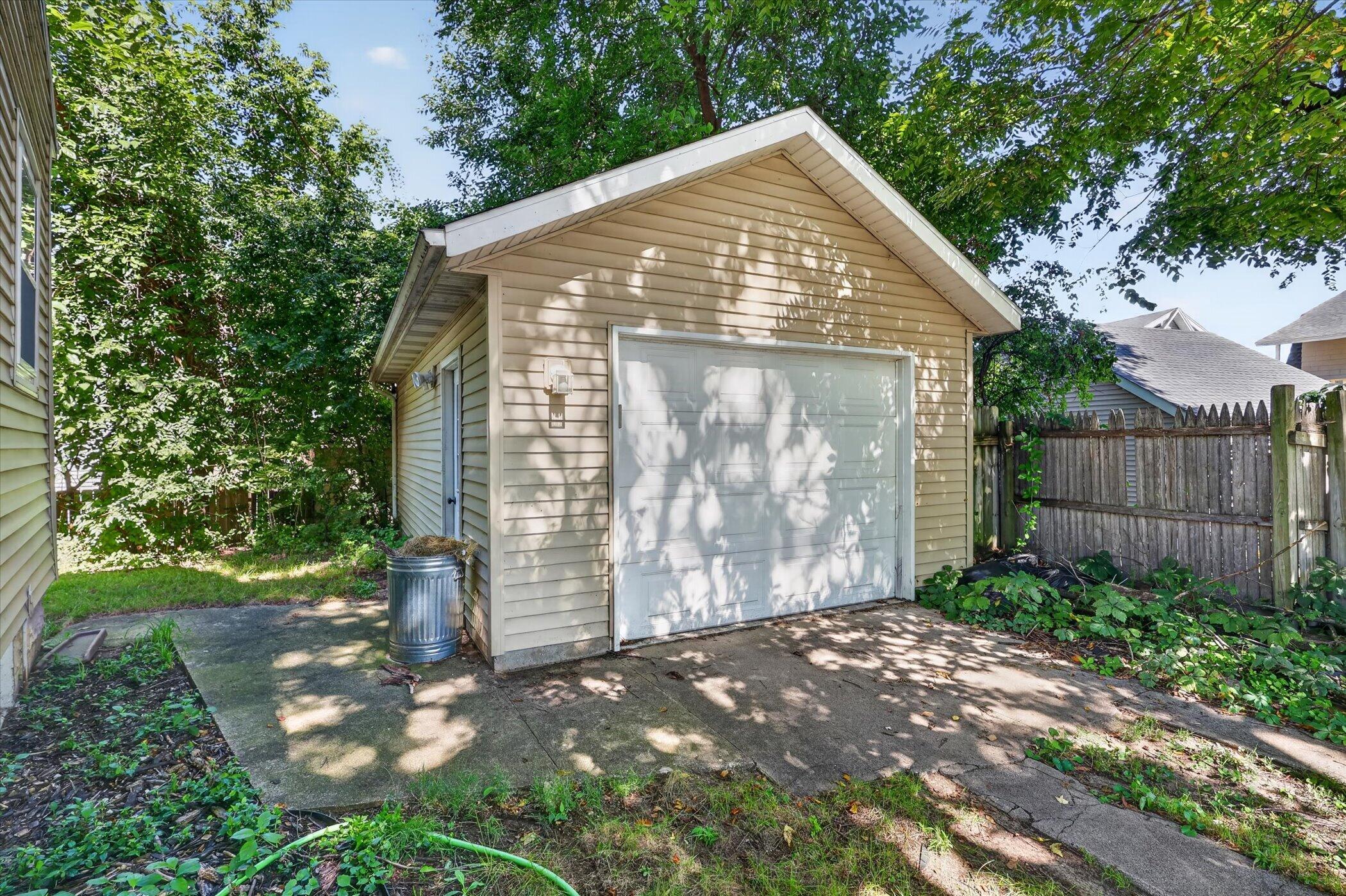 1111 Orville Street SE Grand Rapids MI 49507