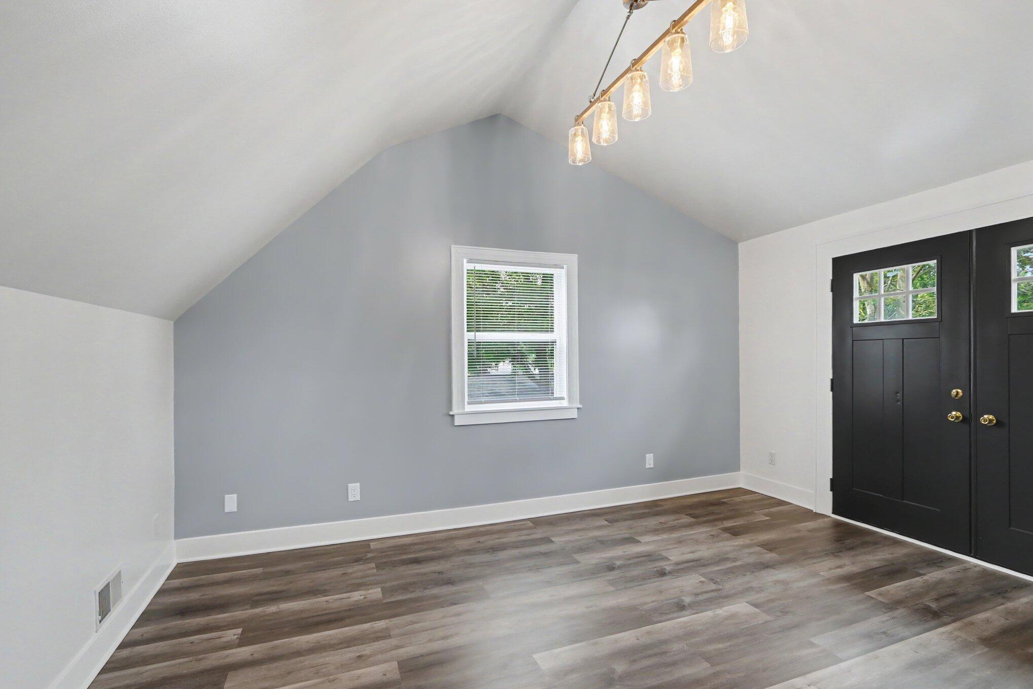 1719 Palmer Avenue Kalamazoo MI 49001