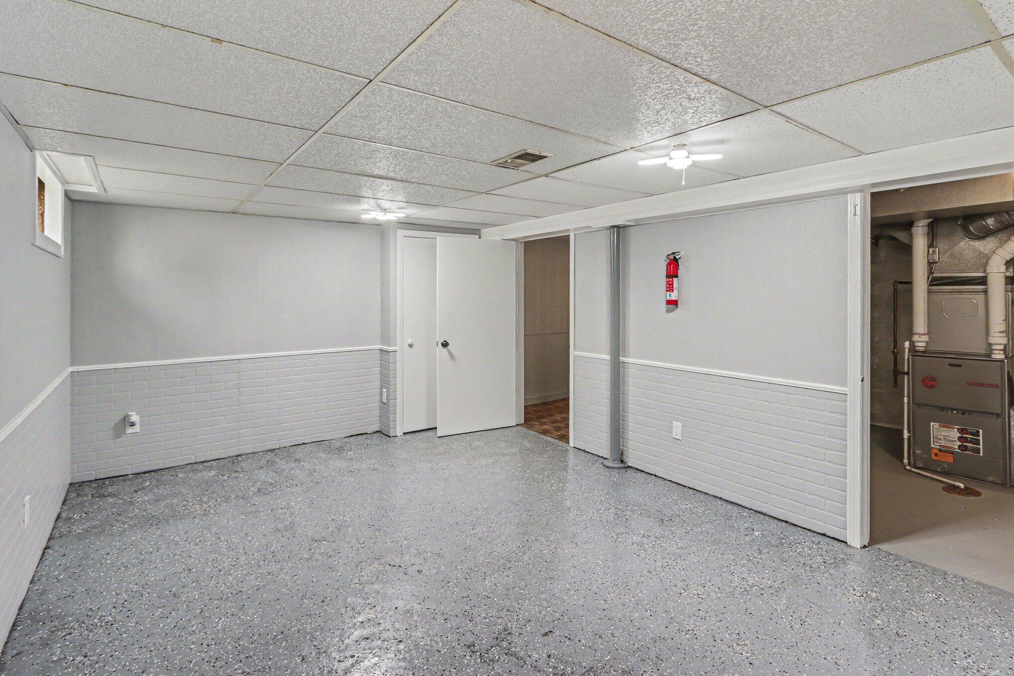 1719 Palmer Avenue Kalamazoo MI 49001