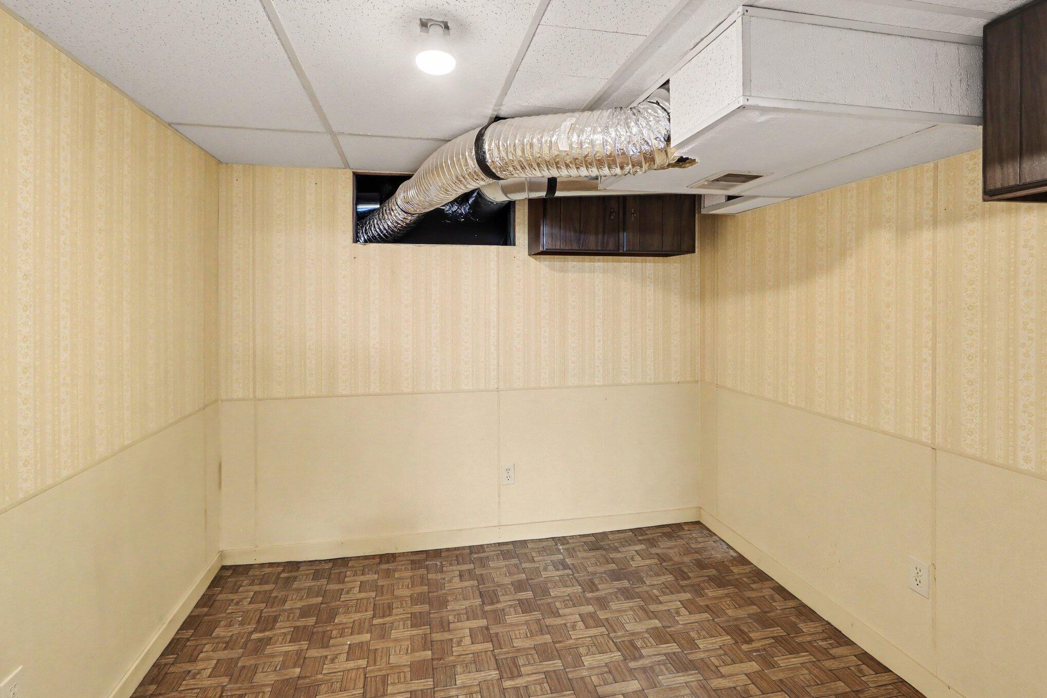 1719 Palmer Avenue Kalamazoo MI 49001