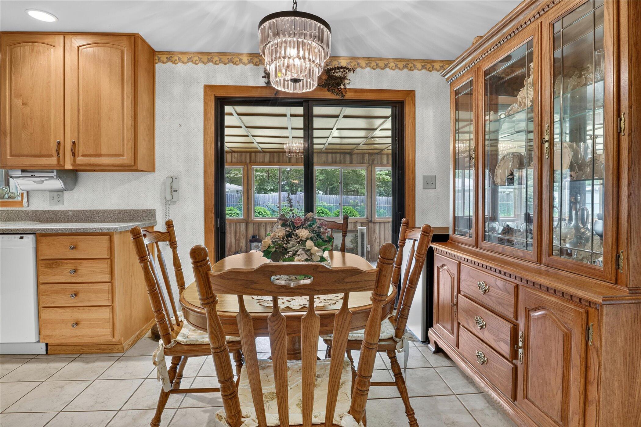 26384 Sweetbriar Street Edwardsburg MI 49112