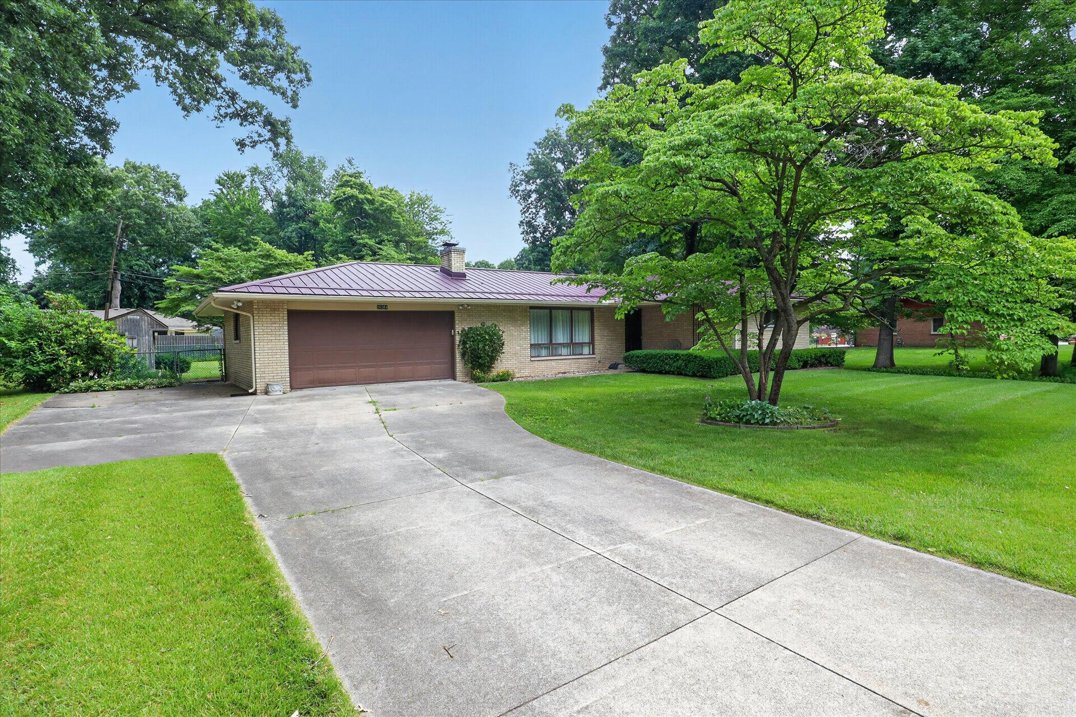 26384 Sweetbriar Street Edwardsburg MI 49112
