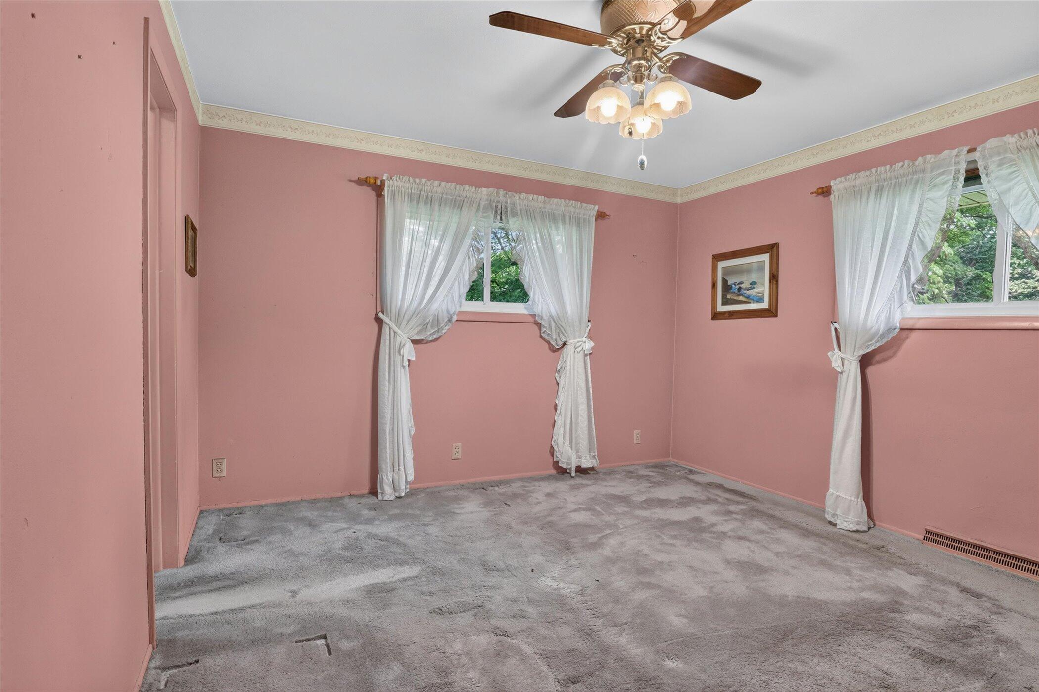 26384 Sweetbriar Street Edwardsburg MI 49112