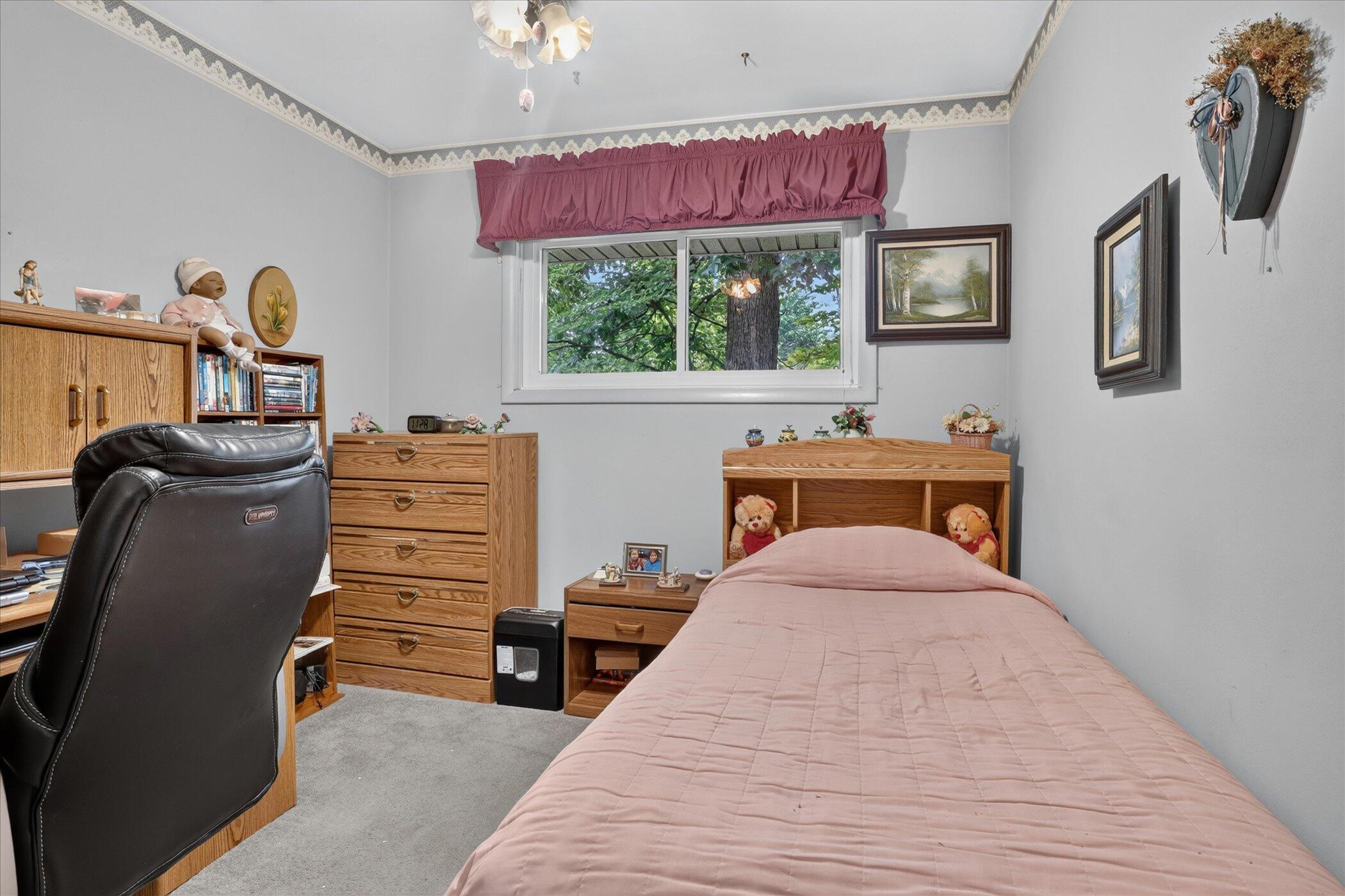 26384 Sweetbriar Street Edwardsburg MI 49112