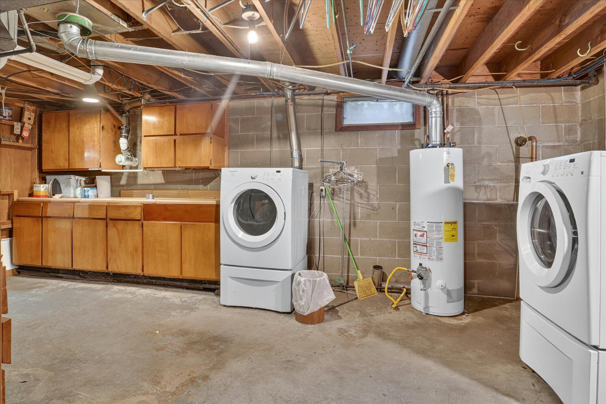 26384 Sweetbriar Street Edwardsburg MI 49112