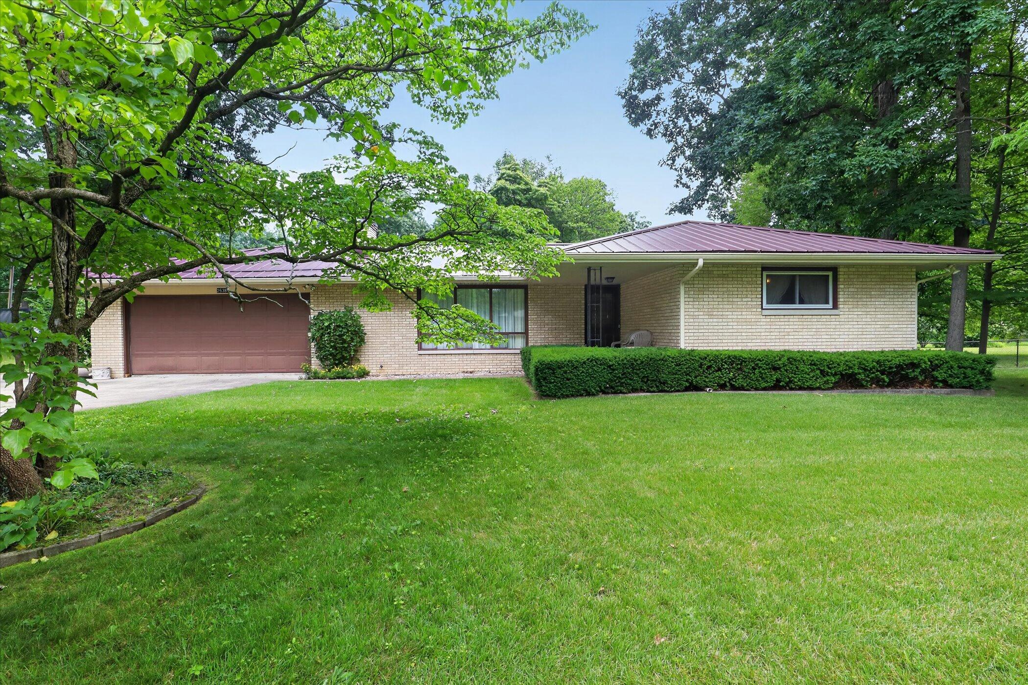 26384 Sweetbriar Street Edwardsburg MI 49112