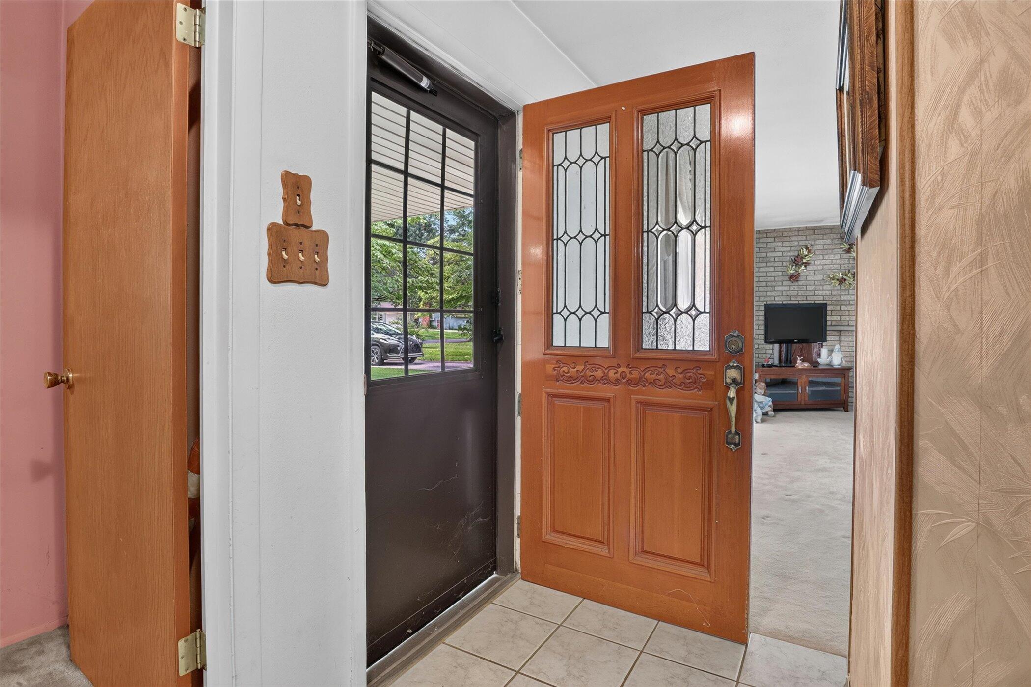 26384 Sweetbriar Street Edwardsburg MI 49112