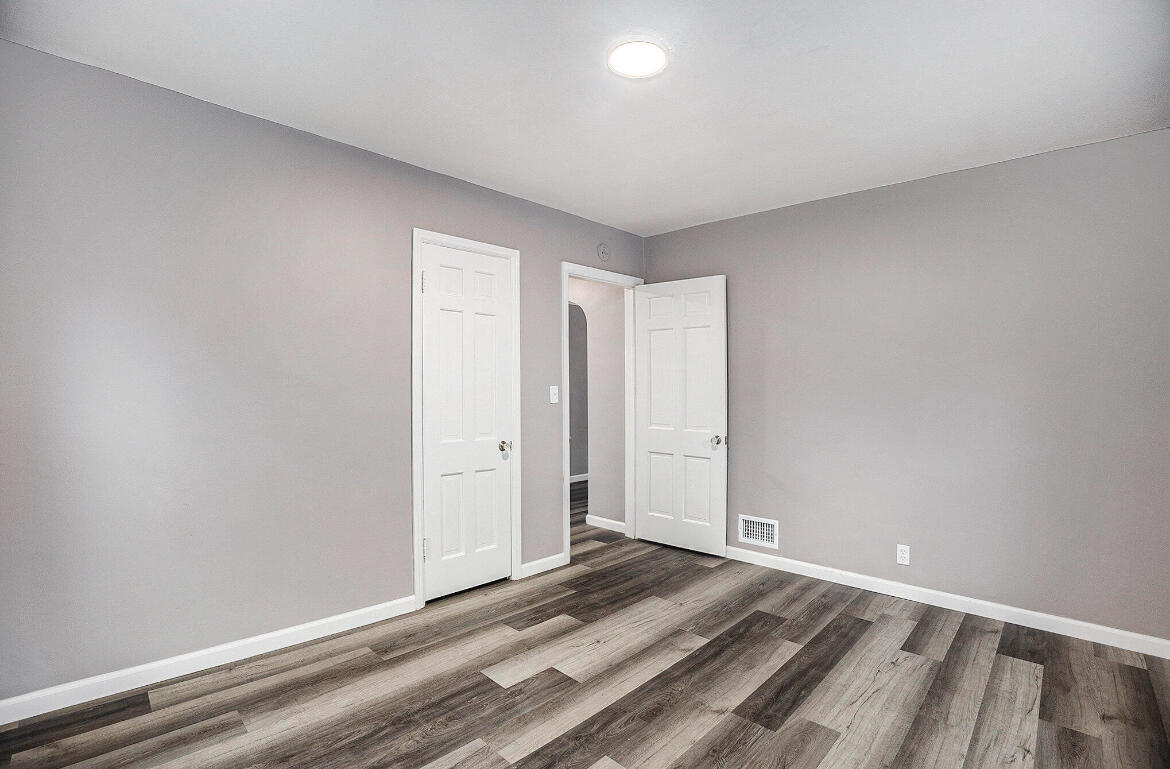 2328 Monroe Avenue NE Grand Rapids MI 49505