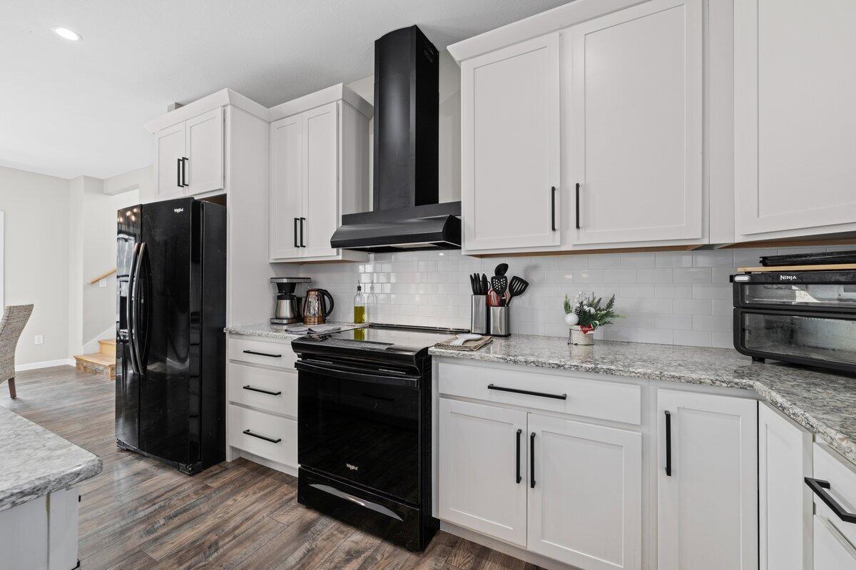 14275 Deer Path Buchanan MI 49107