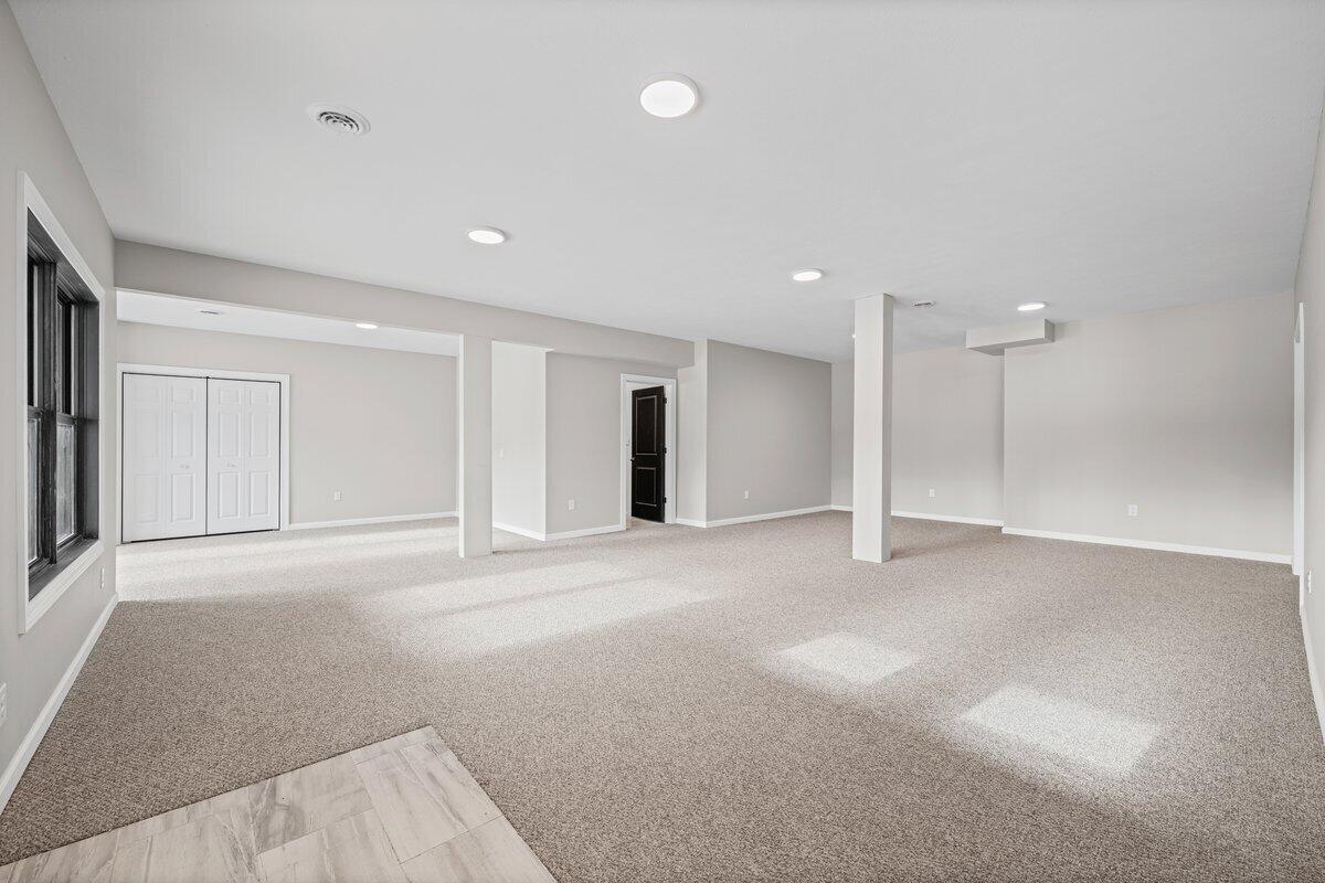 14275 Deer Path Buchanan MI 49107