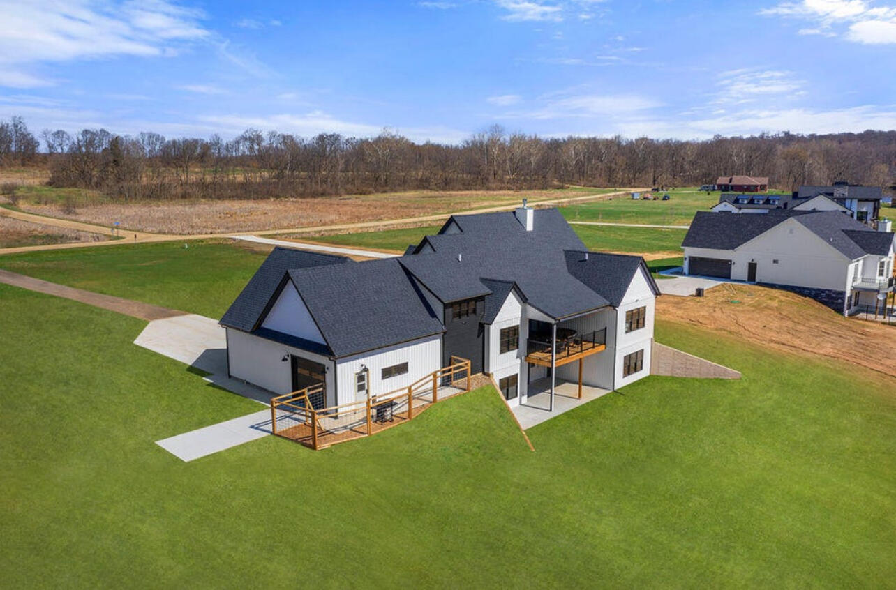 14275 Deer Path Buchanan MI 49107