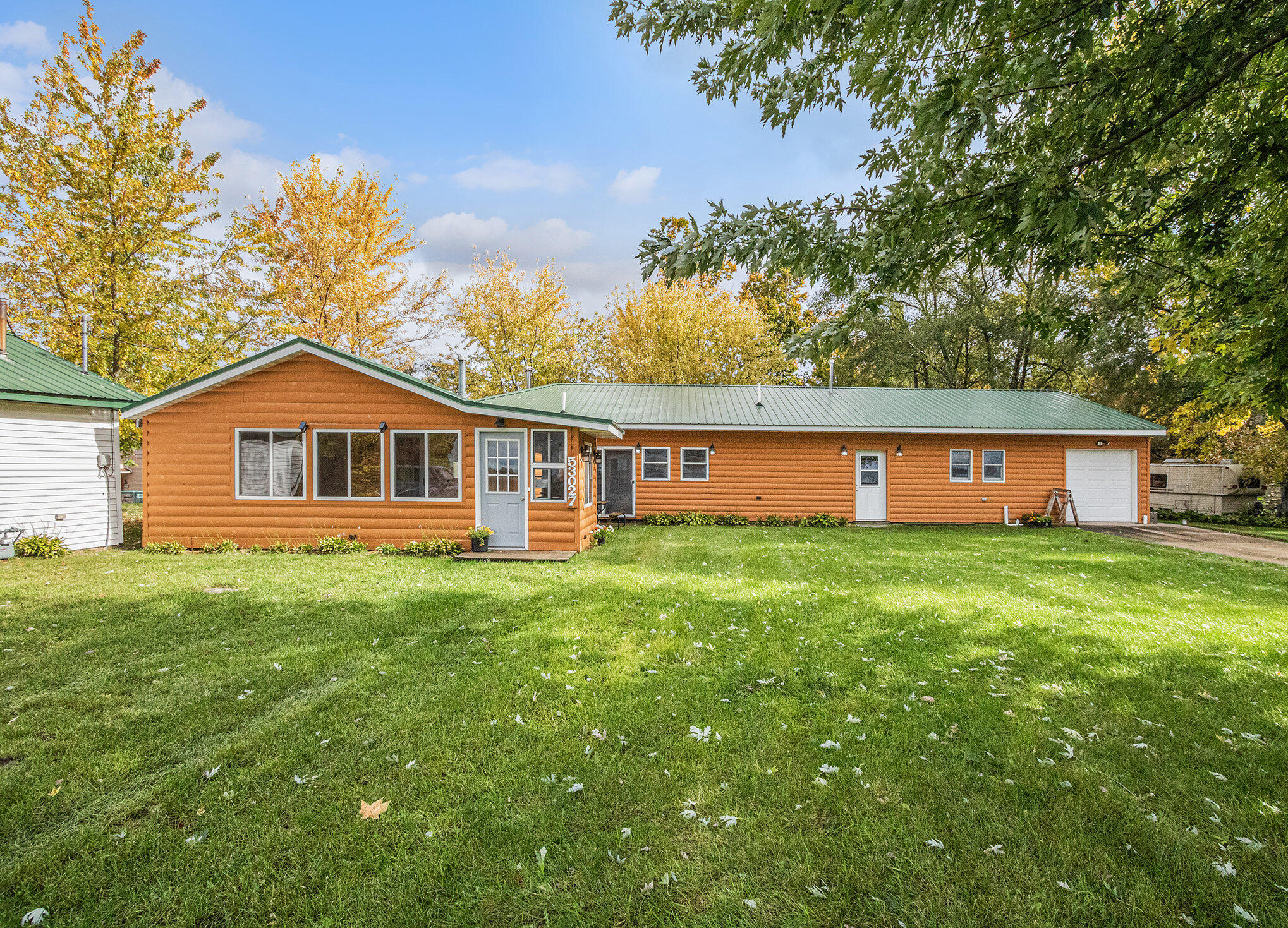 53027 Twin Lakes Road Dowagiac MI 49047