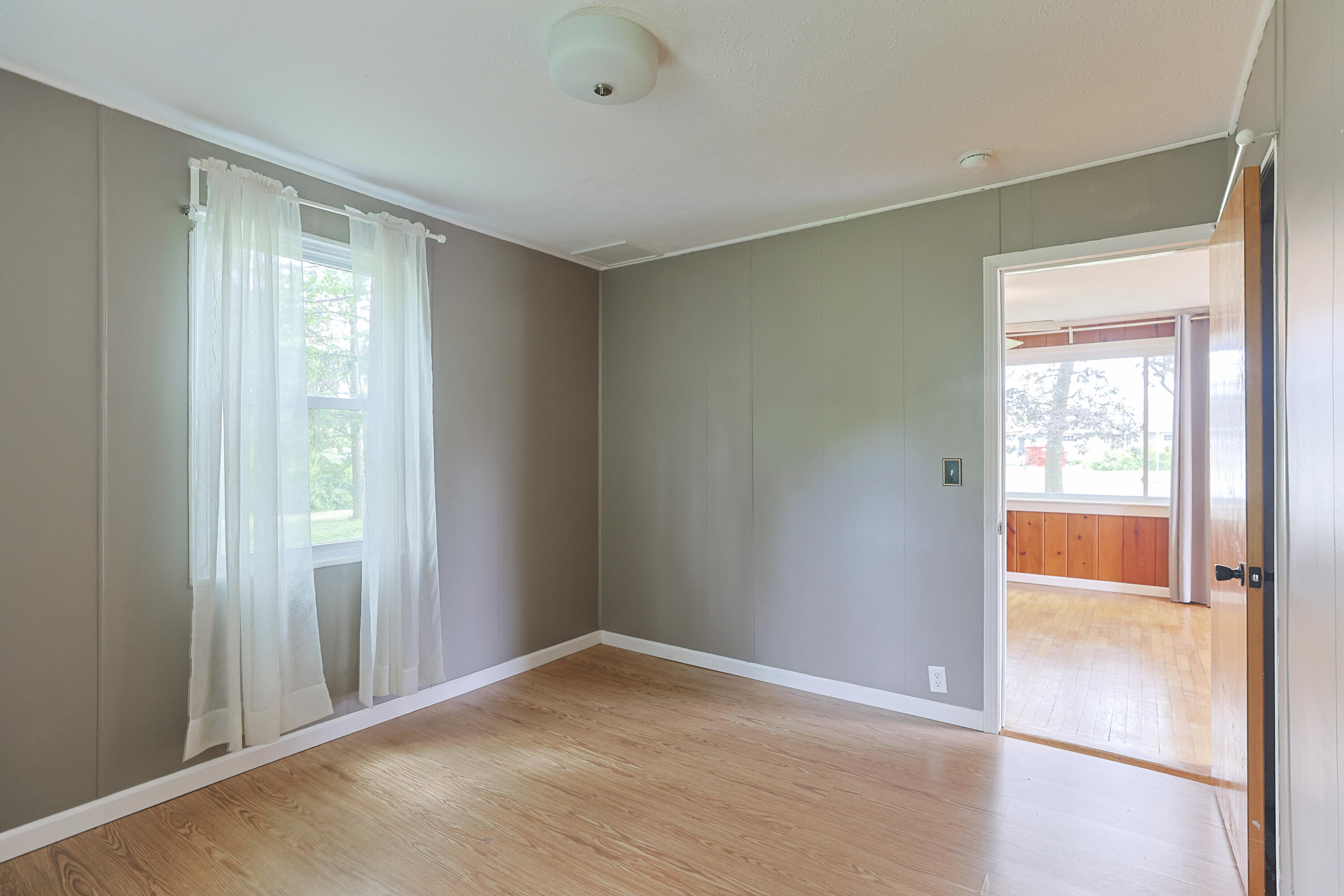 67013 M 62 Edwardsburg MI 49112
