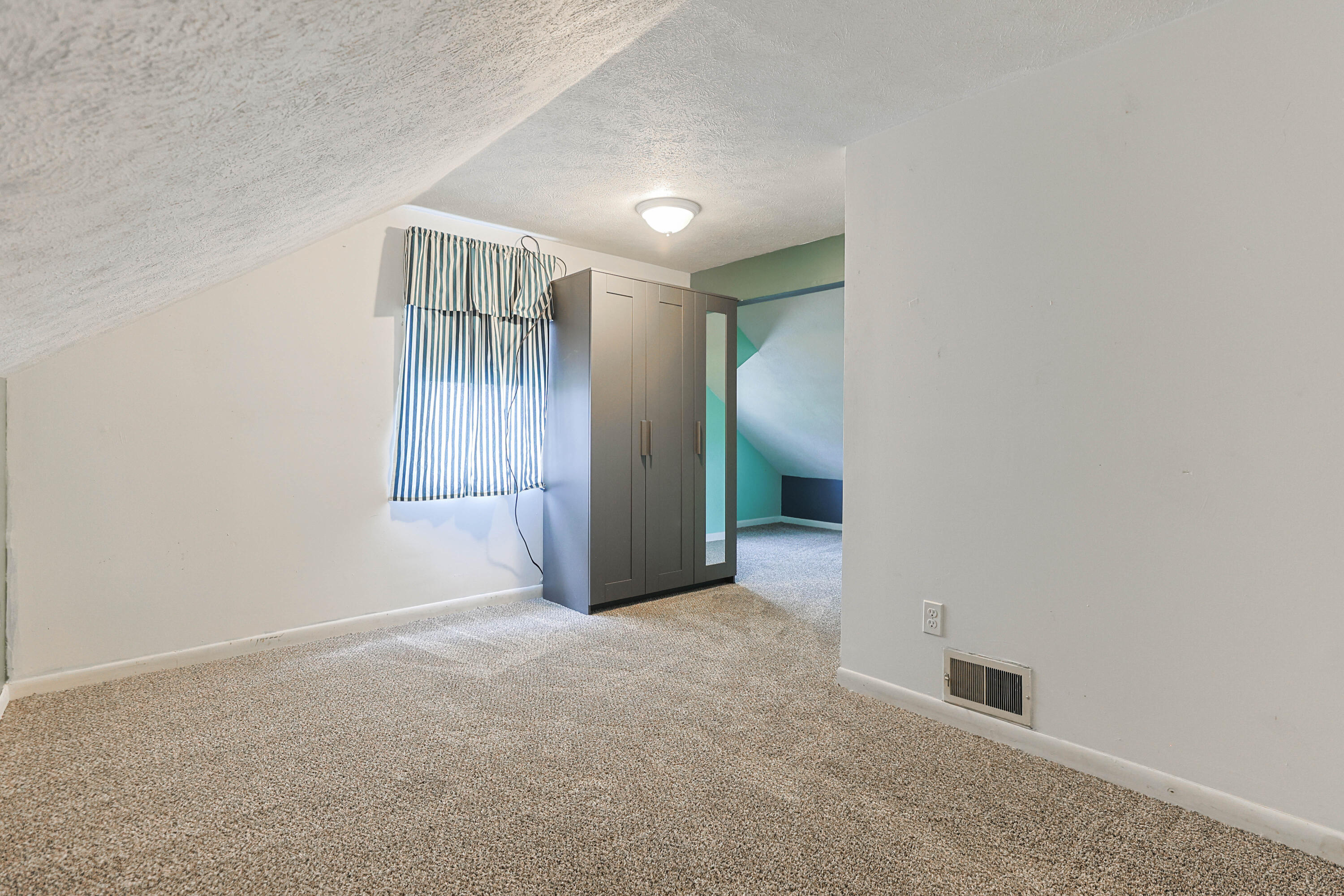 67013 M 62 Edwardsburg MI 49112