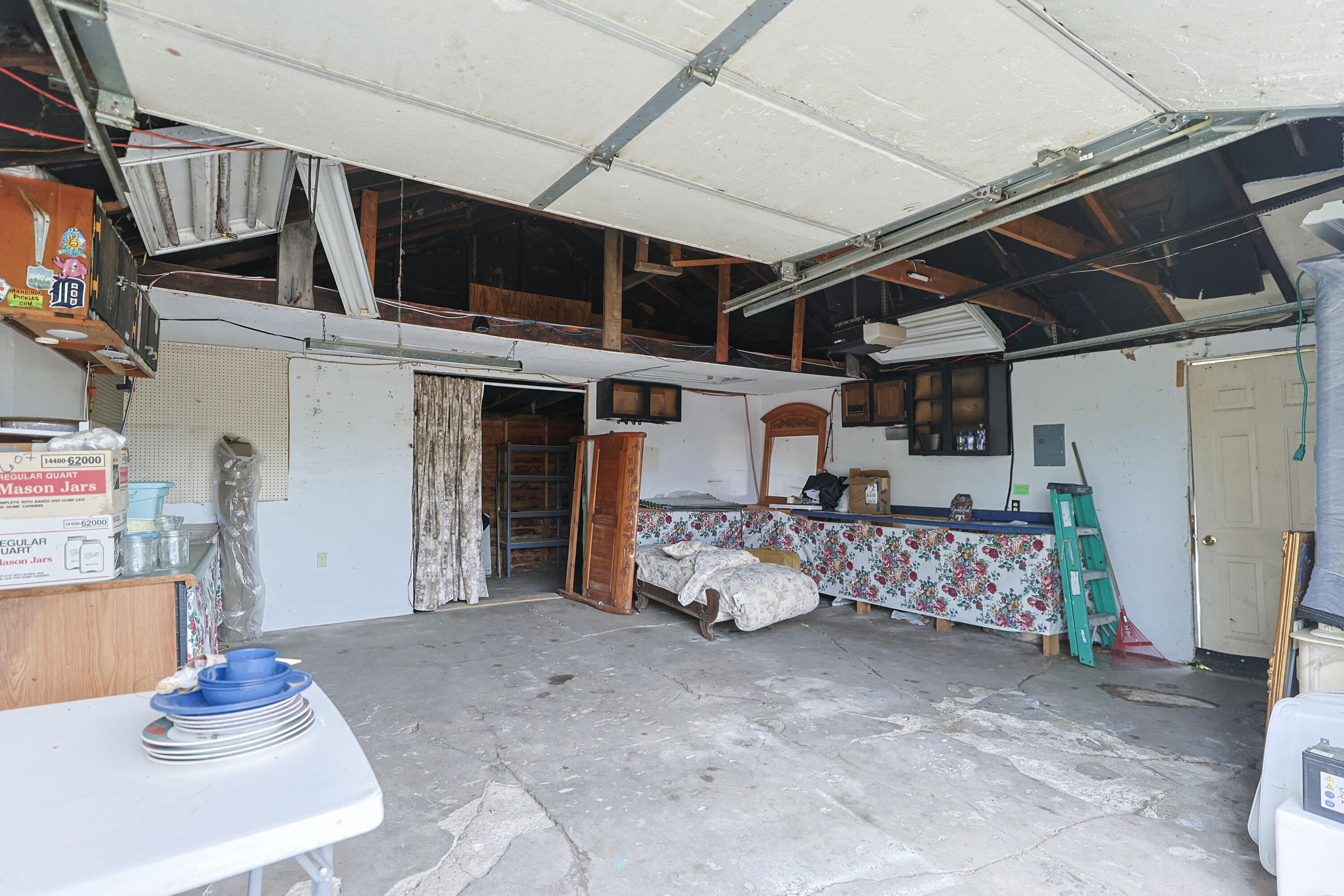 67013 M 62 Edwardsburg MI 49112