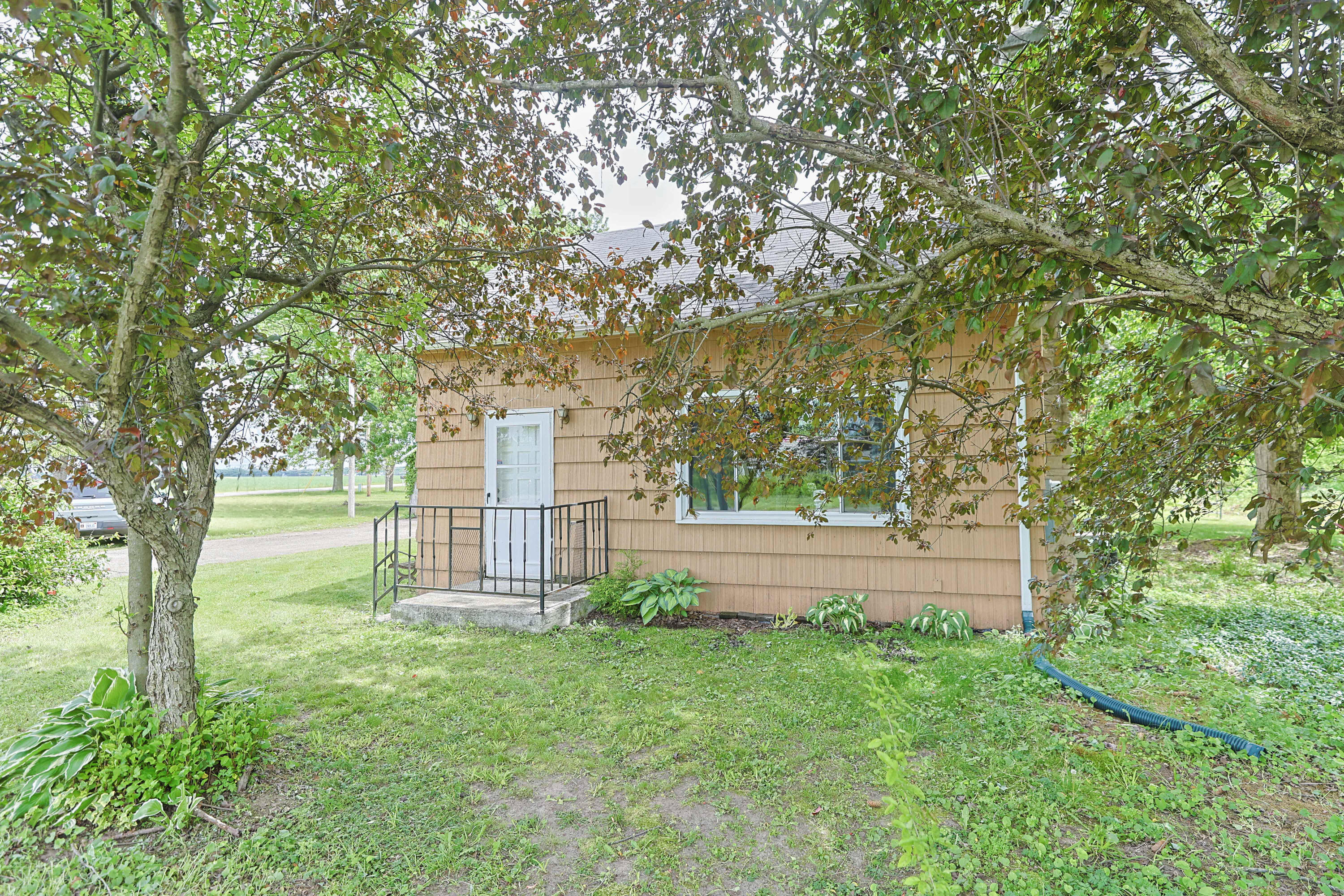 67013 M 62 Edwardsburg MI 49112