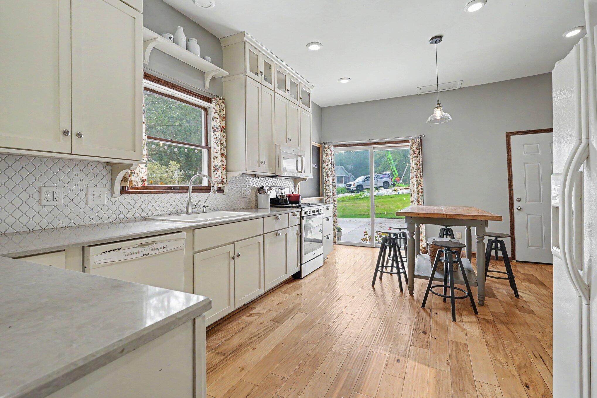 312 E 16th Street Holland MI 49423