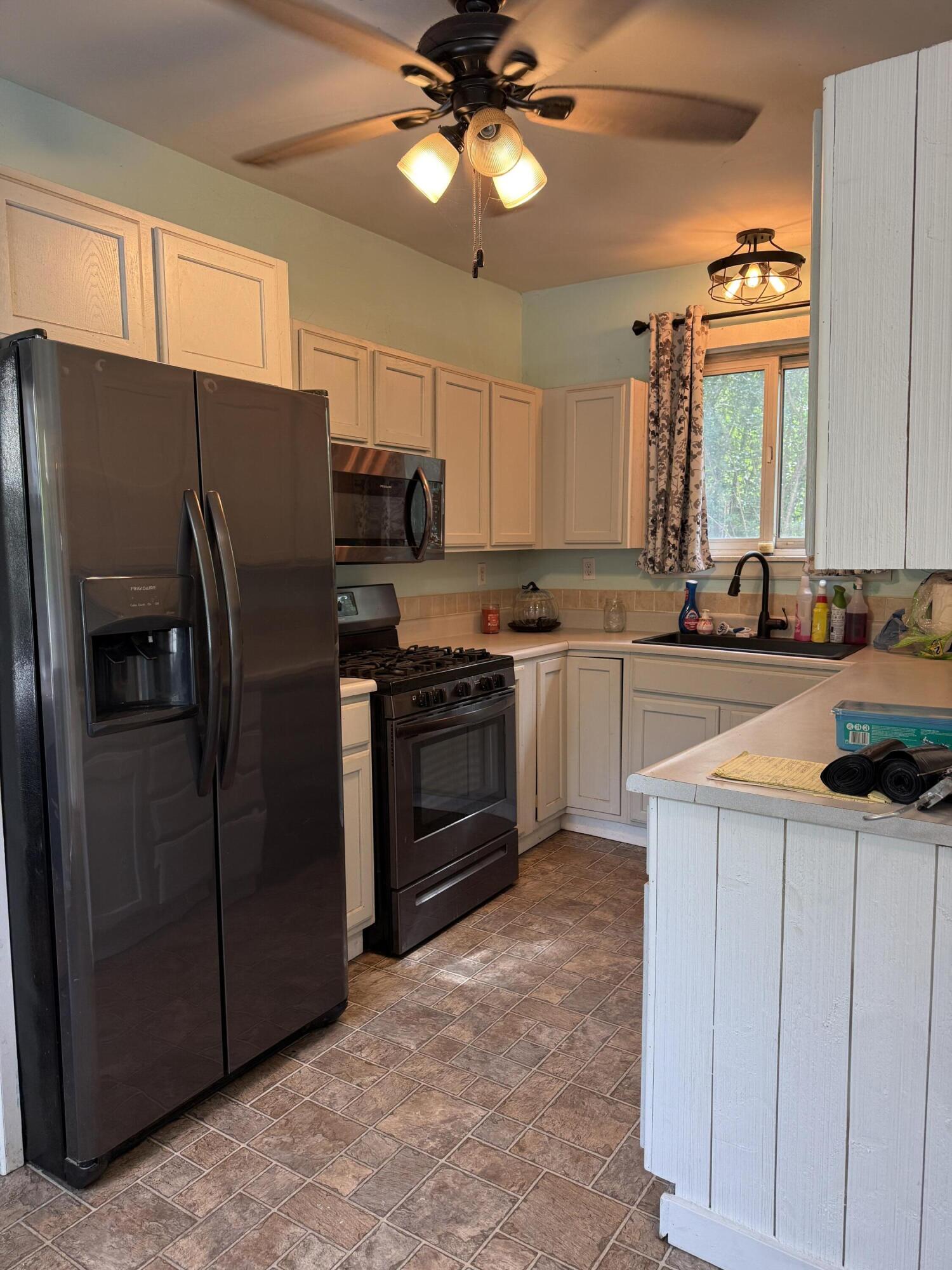 510 N Delia Street Ludington MI 49431