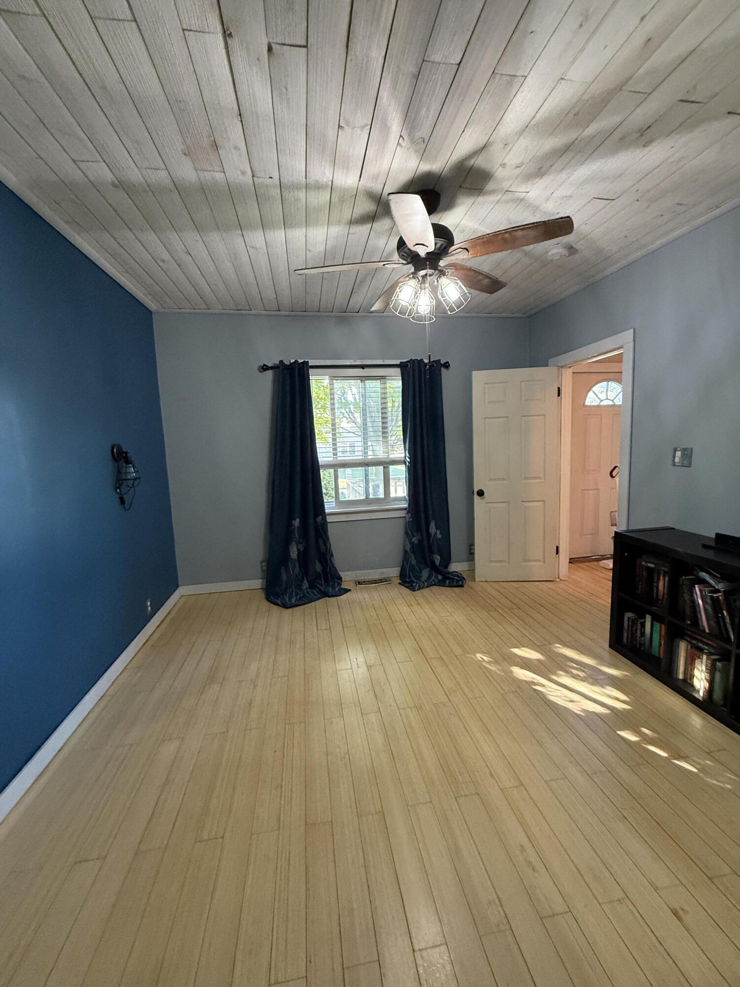 510 N Delia Street Ludington MI 49431