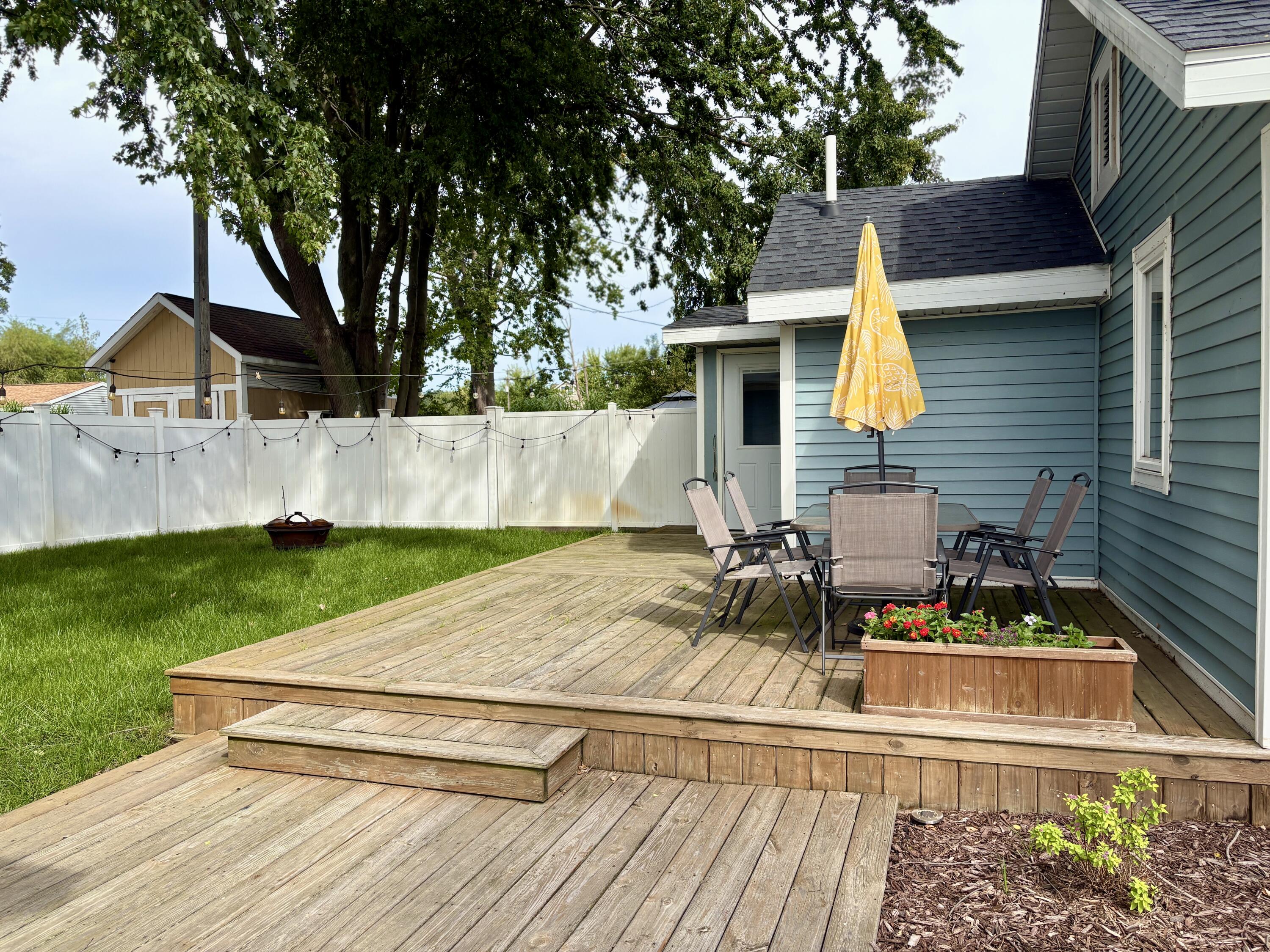 66 Lakeview Avenue Norton Shores MI 49444