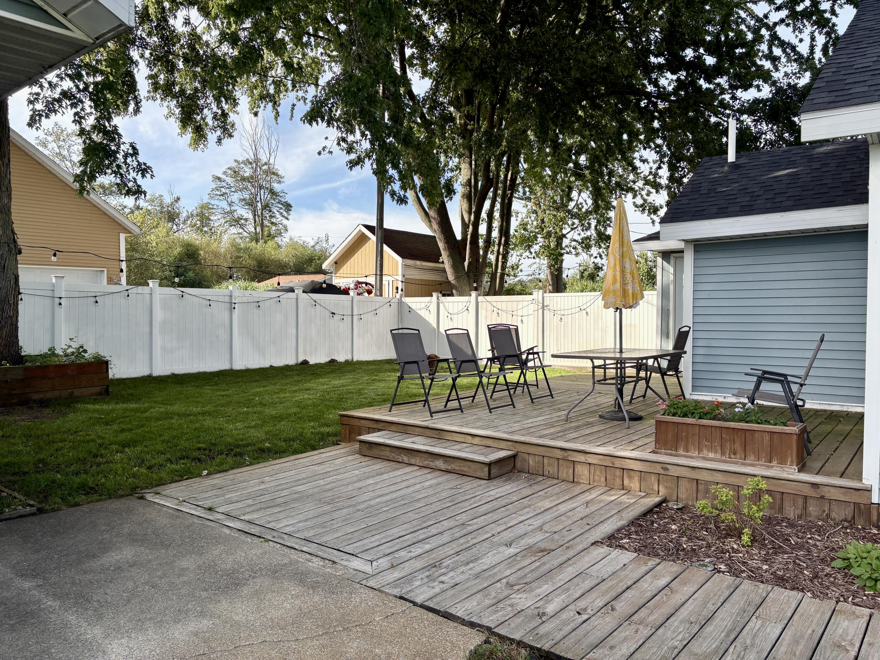 66 Lakeview Avenue Norton Shores MI 49444
