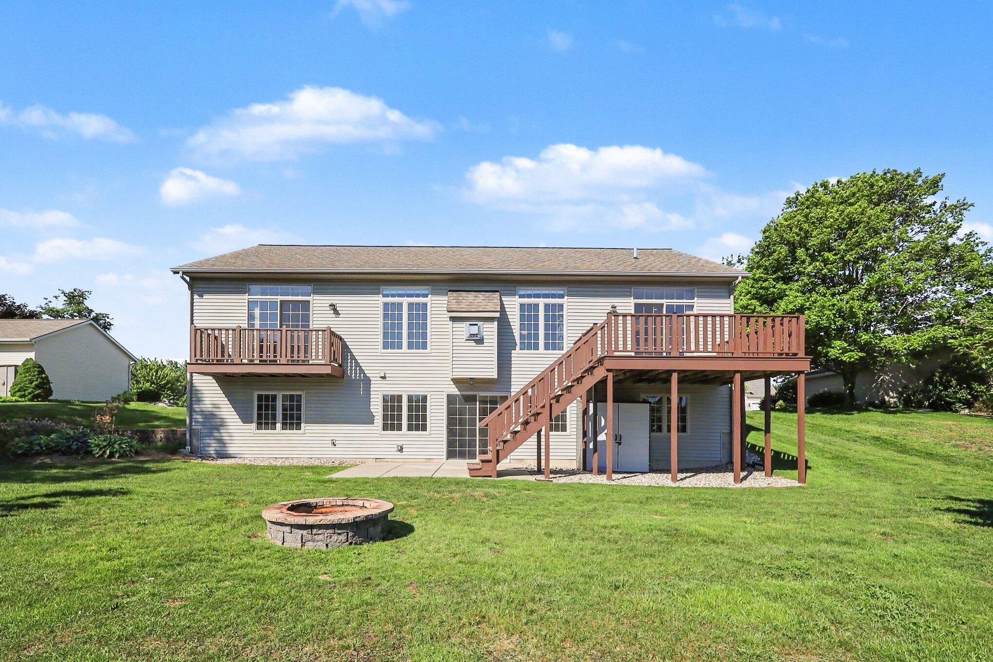 6758 Windflower Way Muskegon MI 49444