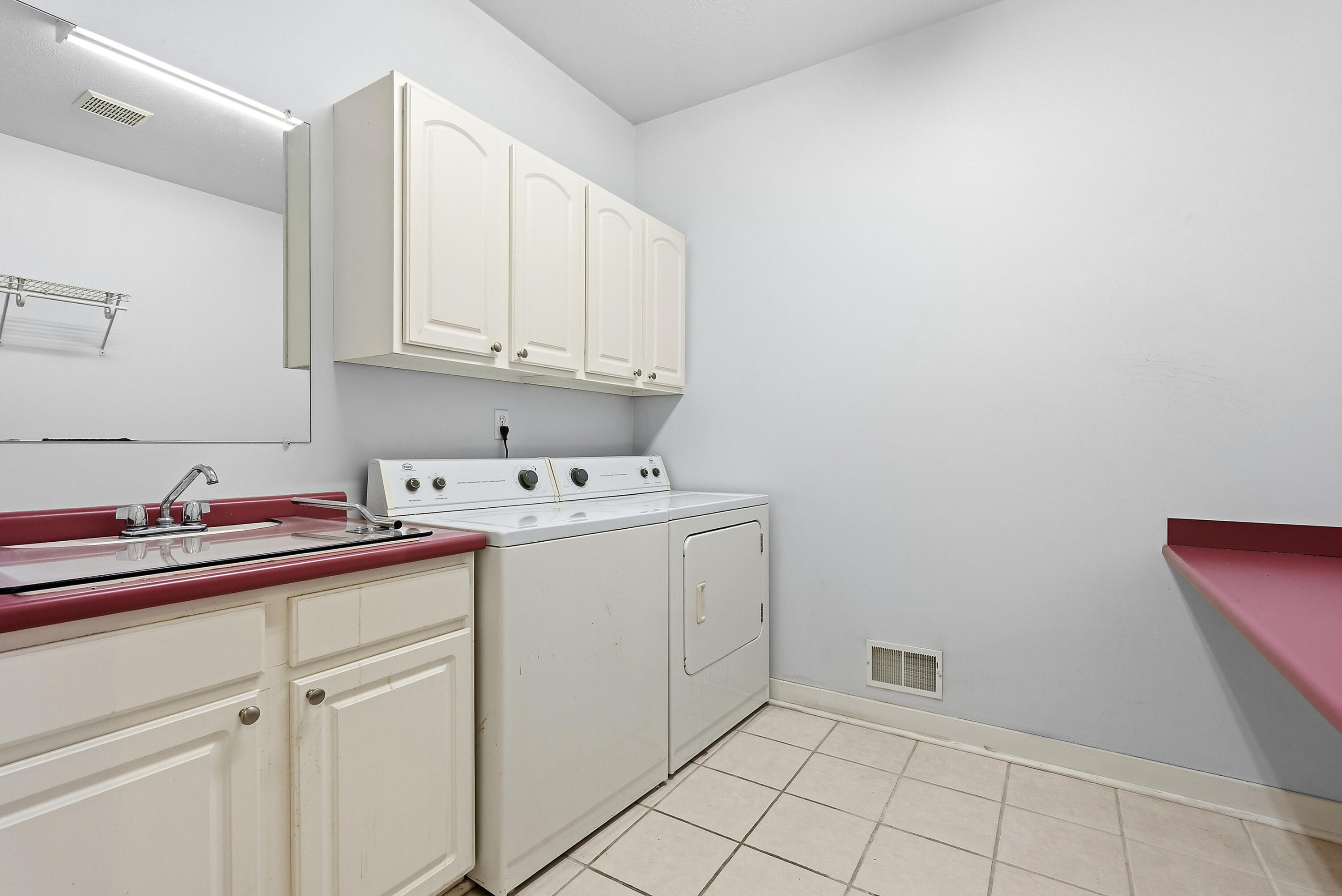 7625 Timberview Avenue Kalamazoo MI 49009