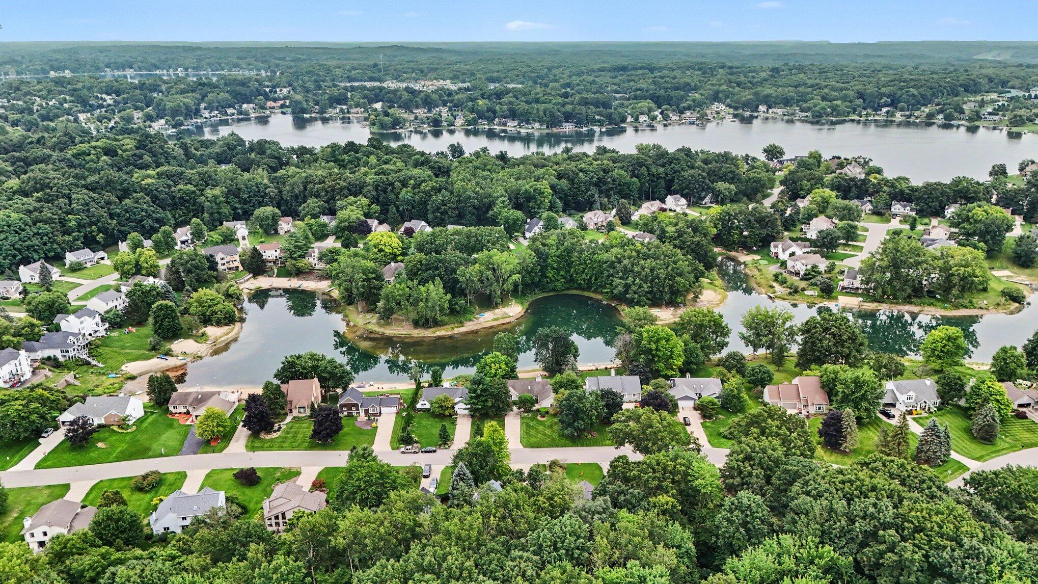 6036 NE Arroyo Vista Drive NE Rockford MI 49341