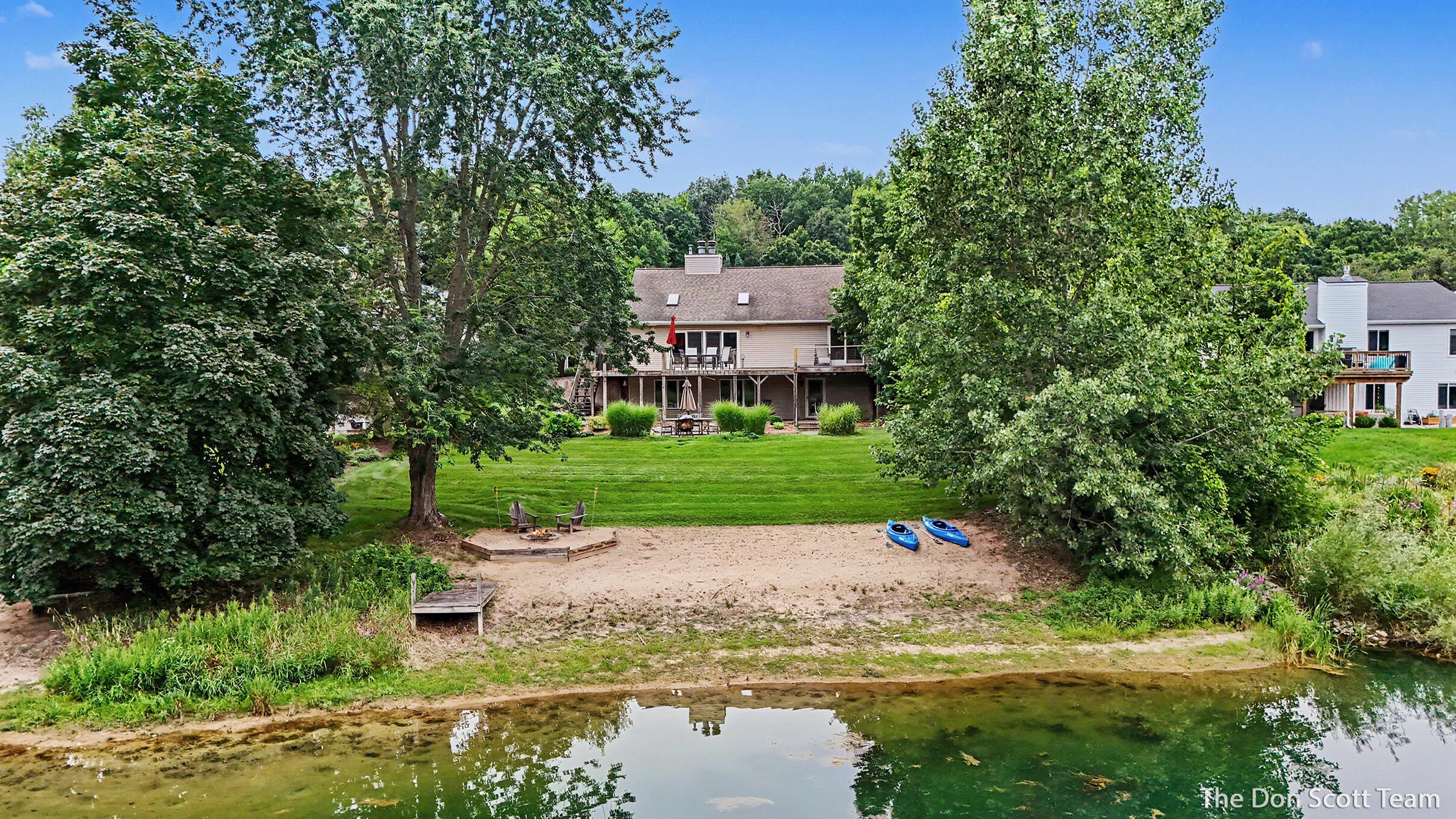 6036 NE Arroyo Vista Drive NE Rockford MI 49341
