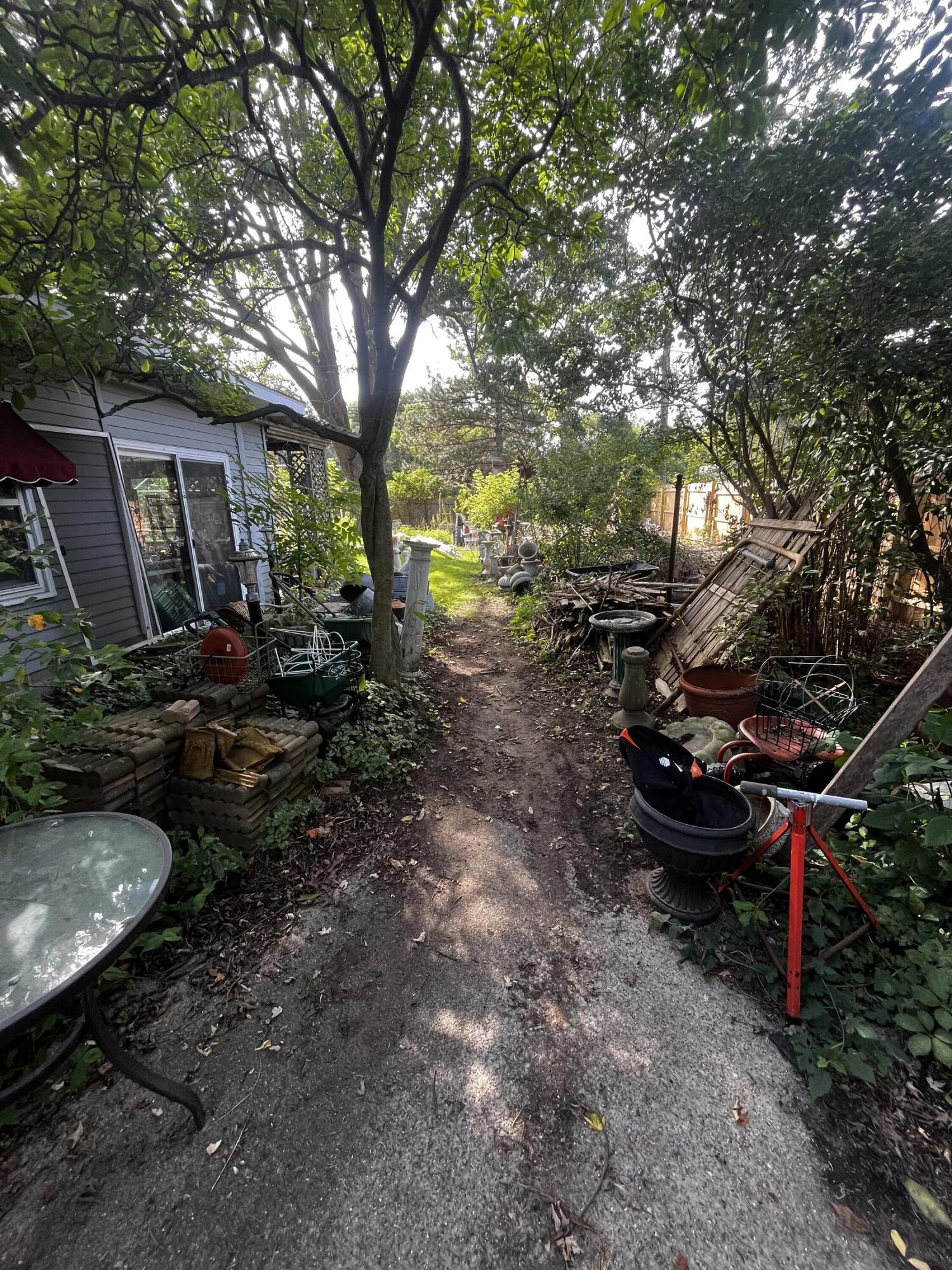 3889 Molly Boulevard Muskegon MI 49444