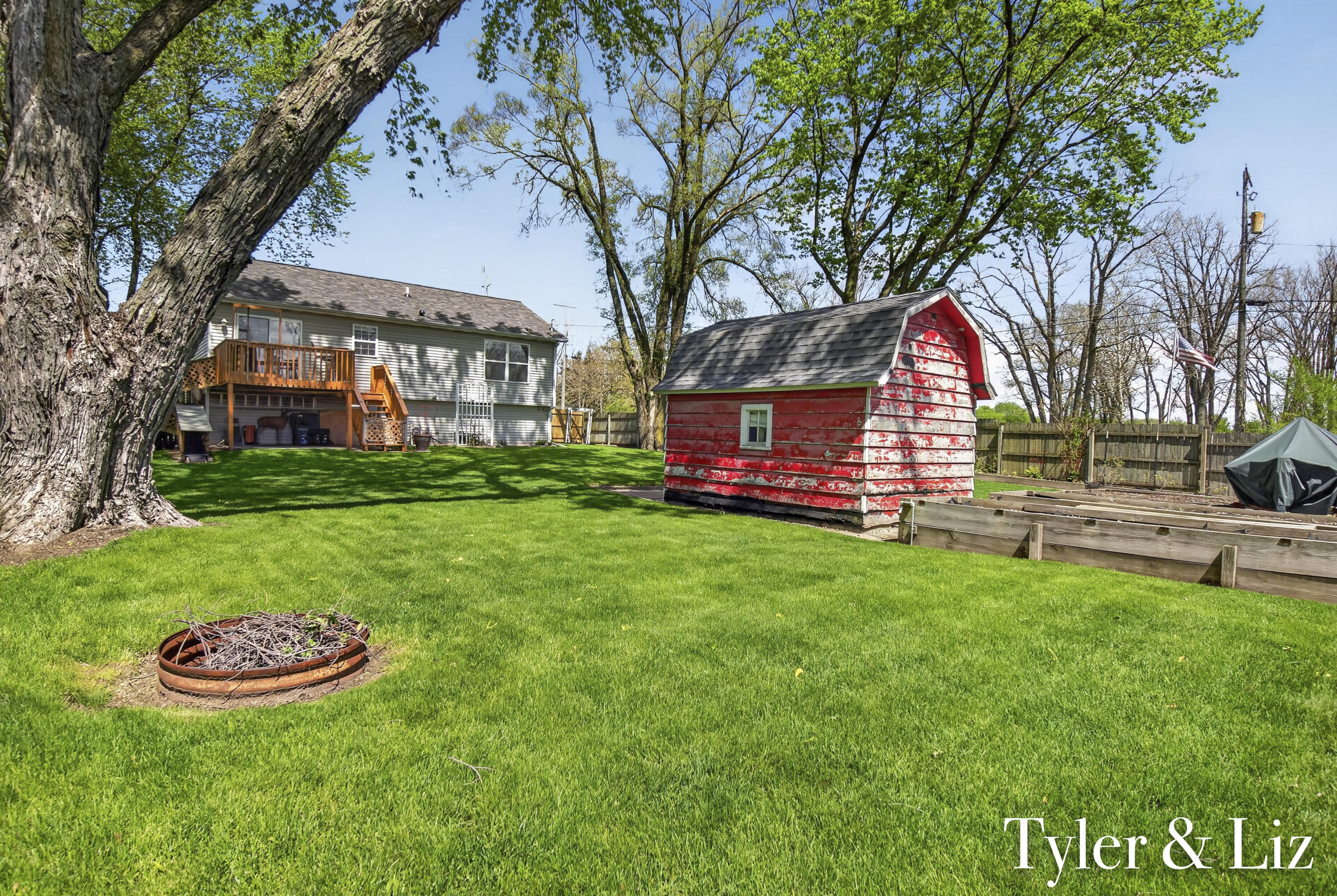 10298 Gordon Street Zeeland MI 49464
