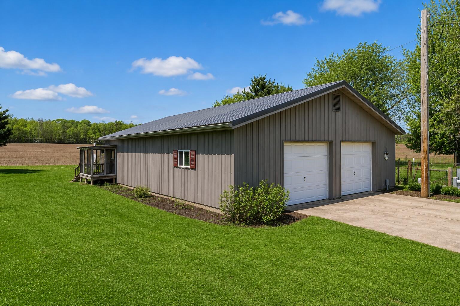 52290 Townhall Road Dowagiac MI 49047