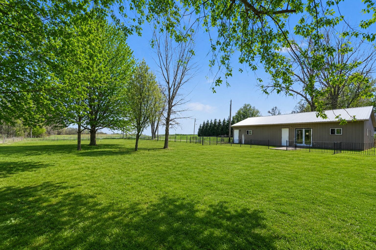 52290 Townhall Road Dowagiac MI 49047