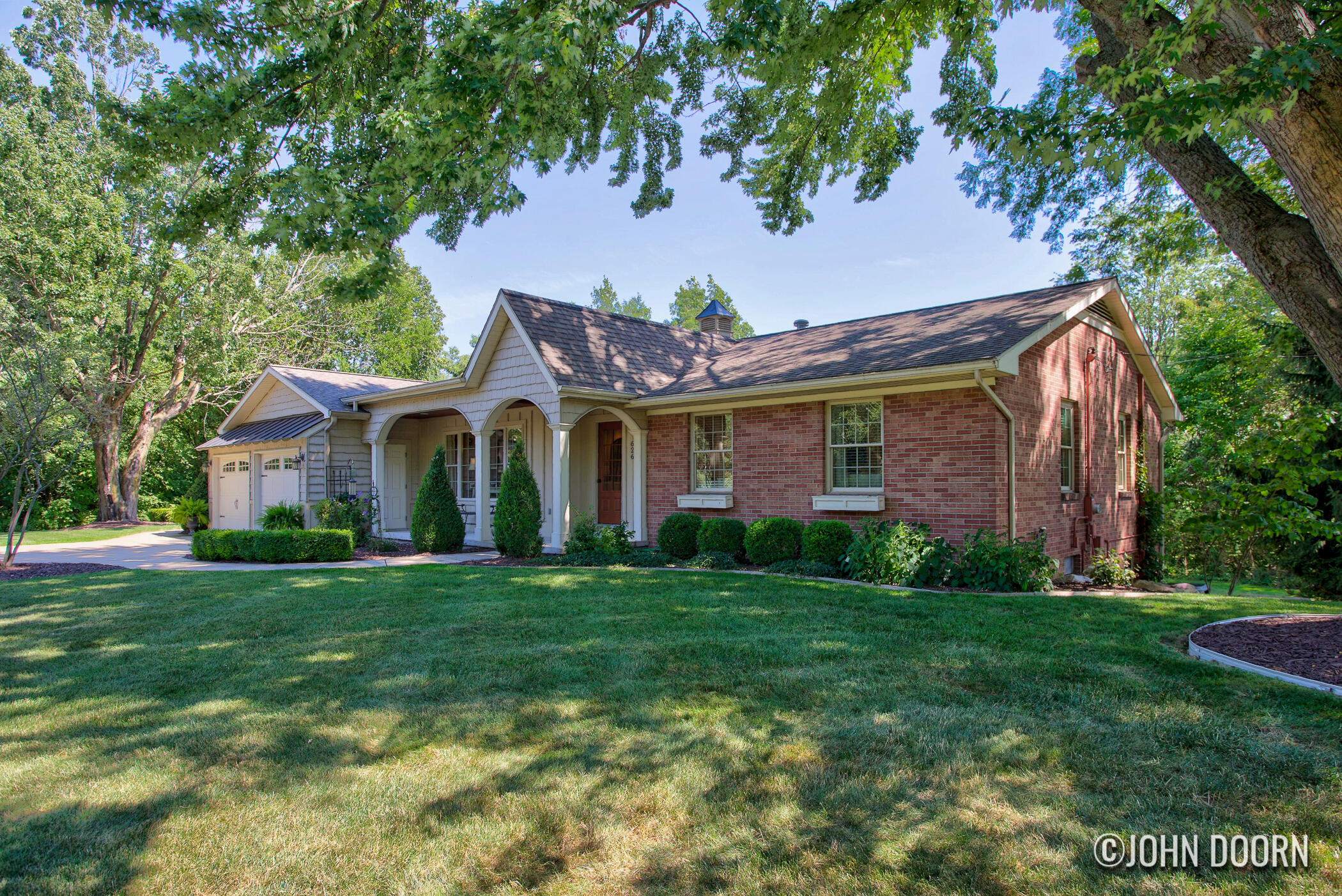 626 SE Spaulding Avenue SE Ada MI 49301