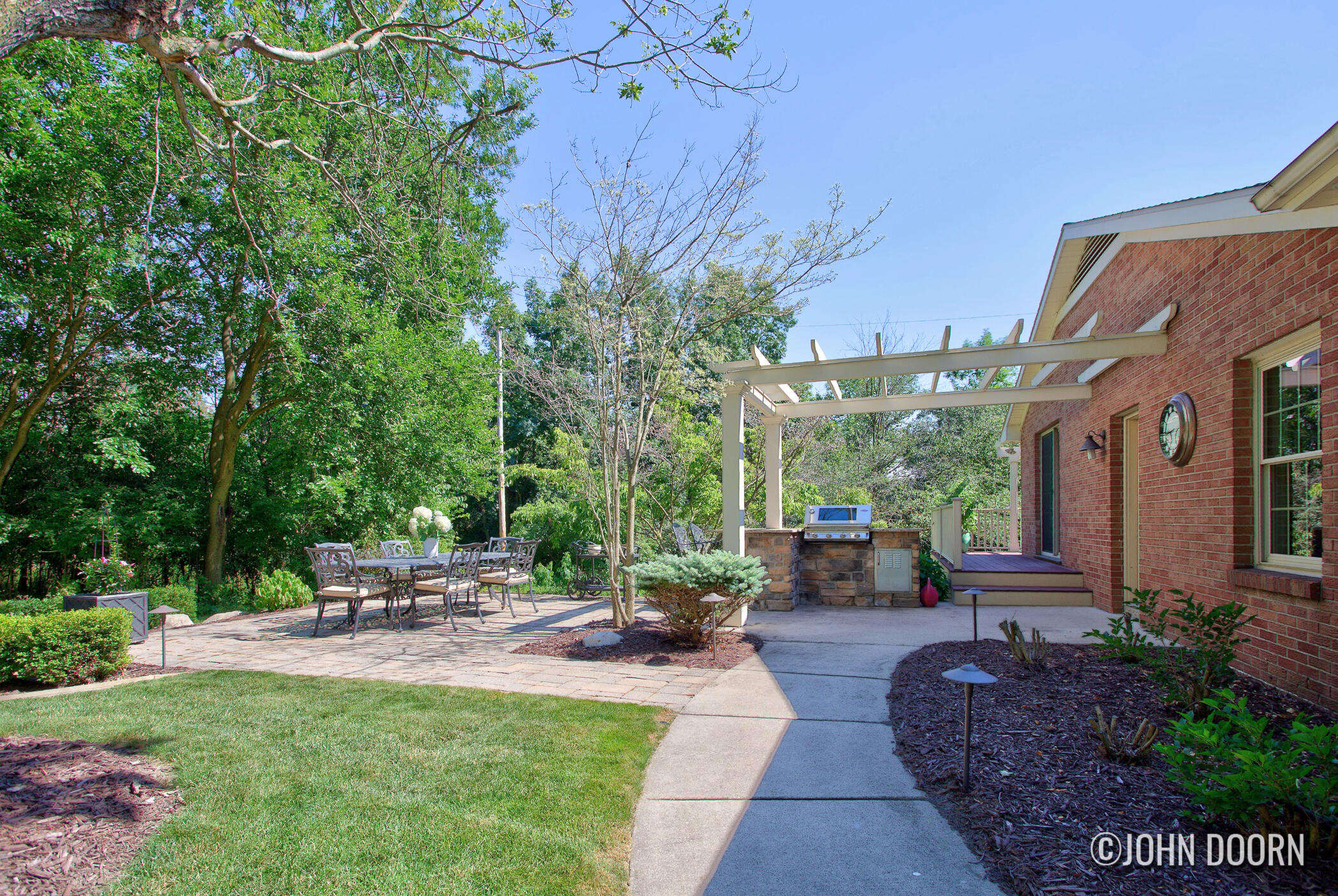 626 SE Spaulding Avenue SE Ada MI 49301