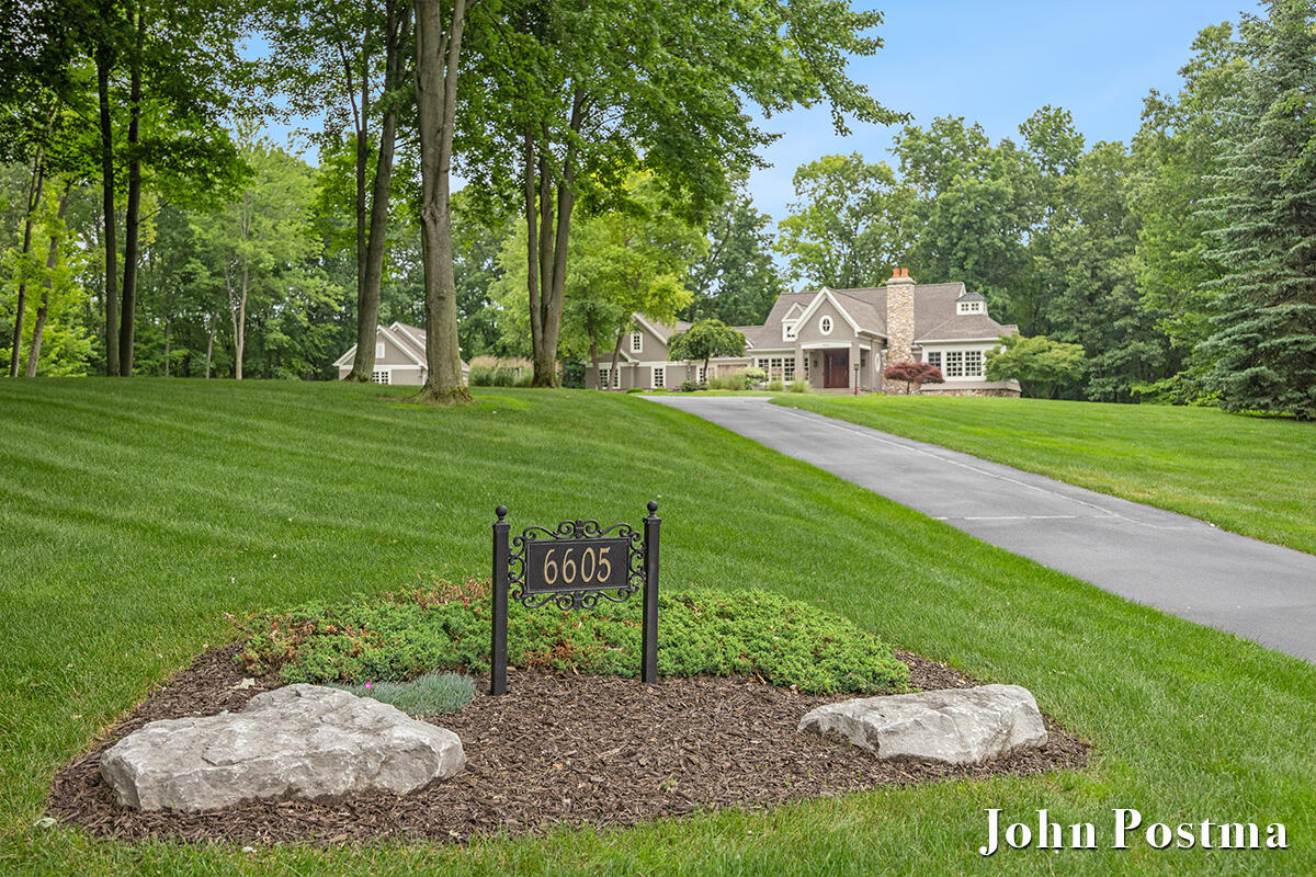 6605 Avonlea Court SE Grand Rapids MI 49546
