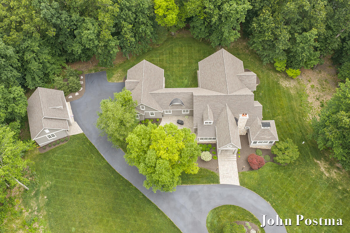 6605 Avonlea Court SE Grand Rapids MI 49546