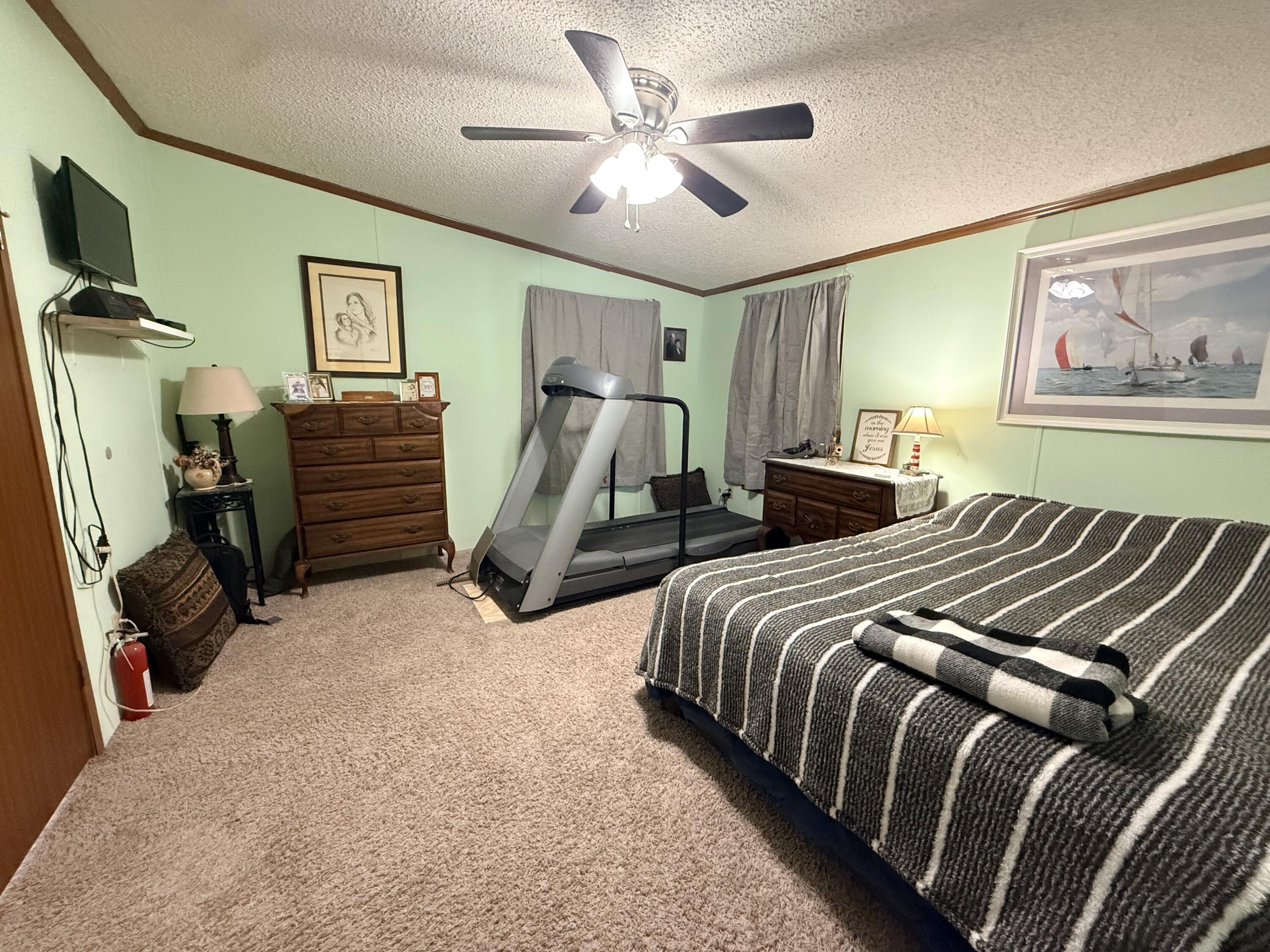 121 Elm Court Muskegon MI 49445