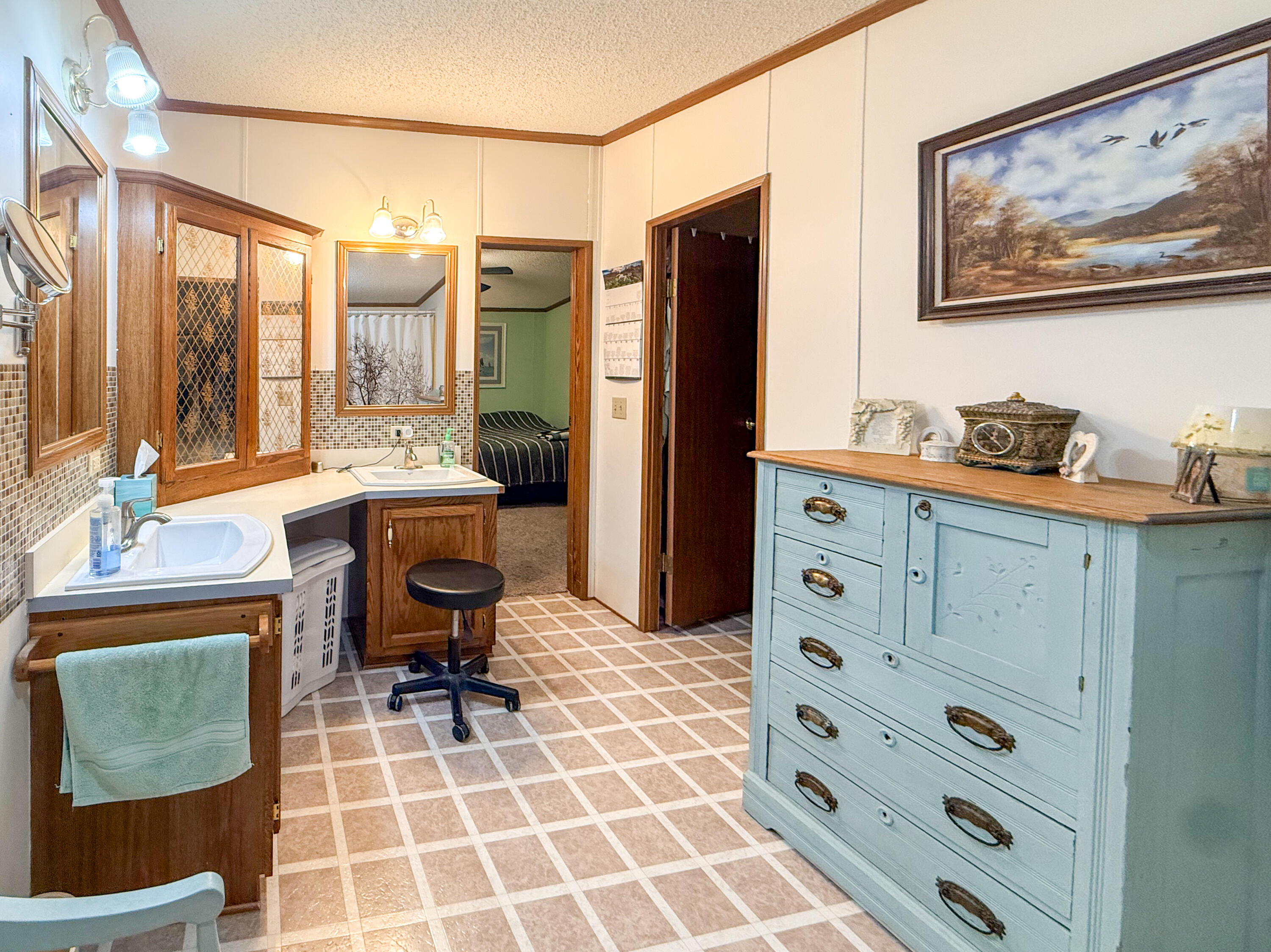 121 Elm Court Muskegon MI 49445