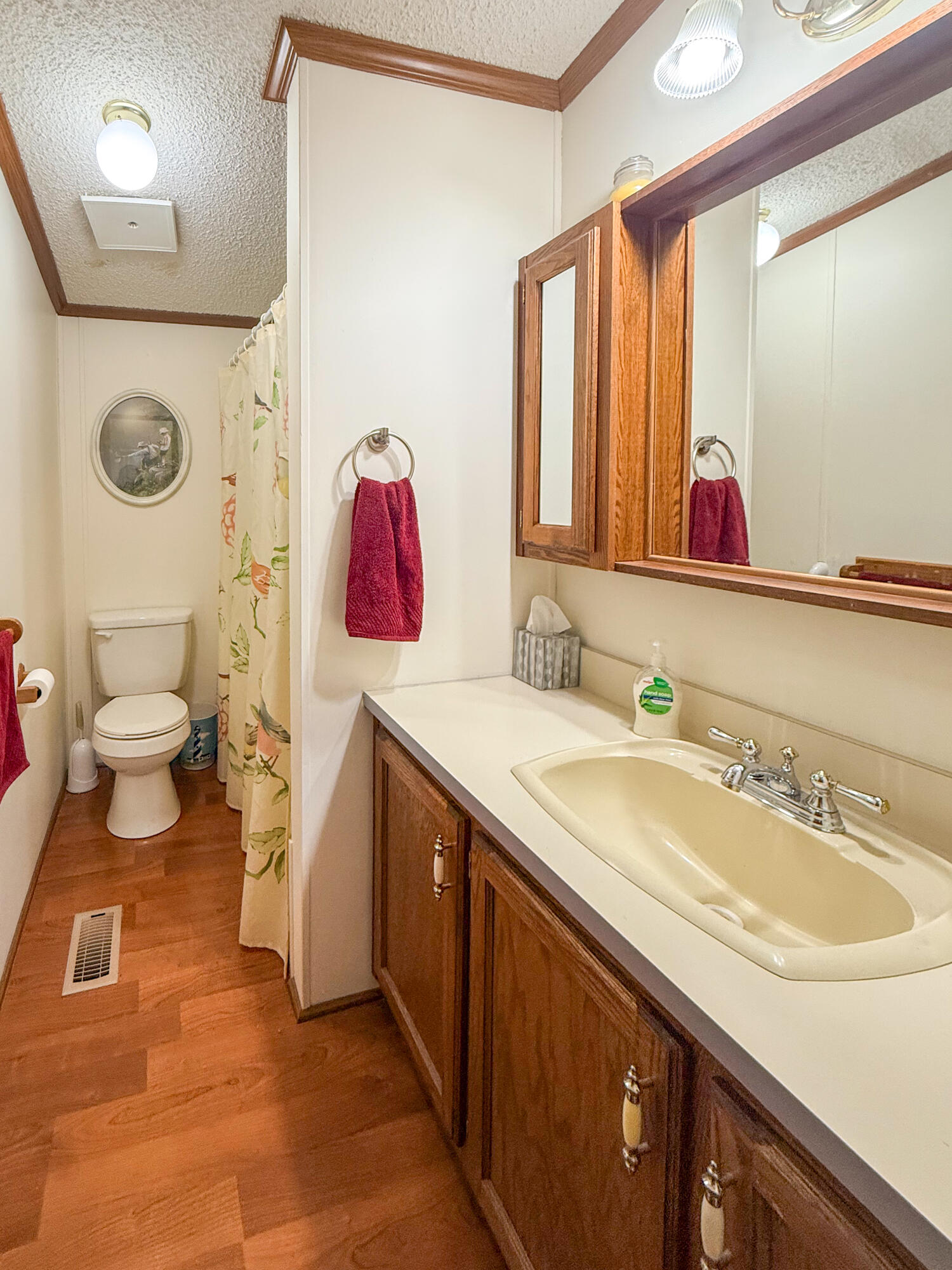 121 Elm Court Muskegon MI 49445